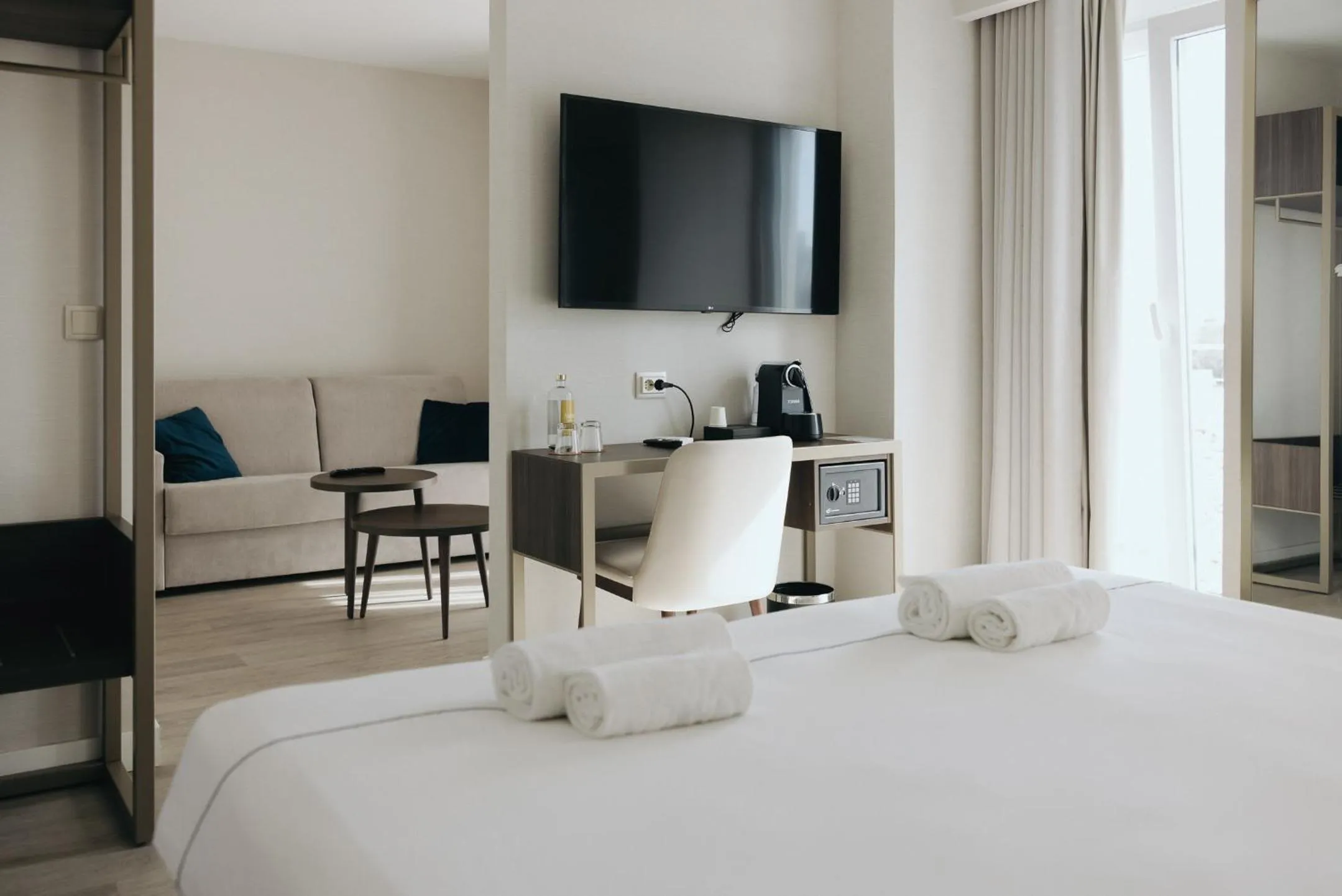 Bed in M'AR De AR Auria