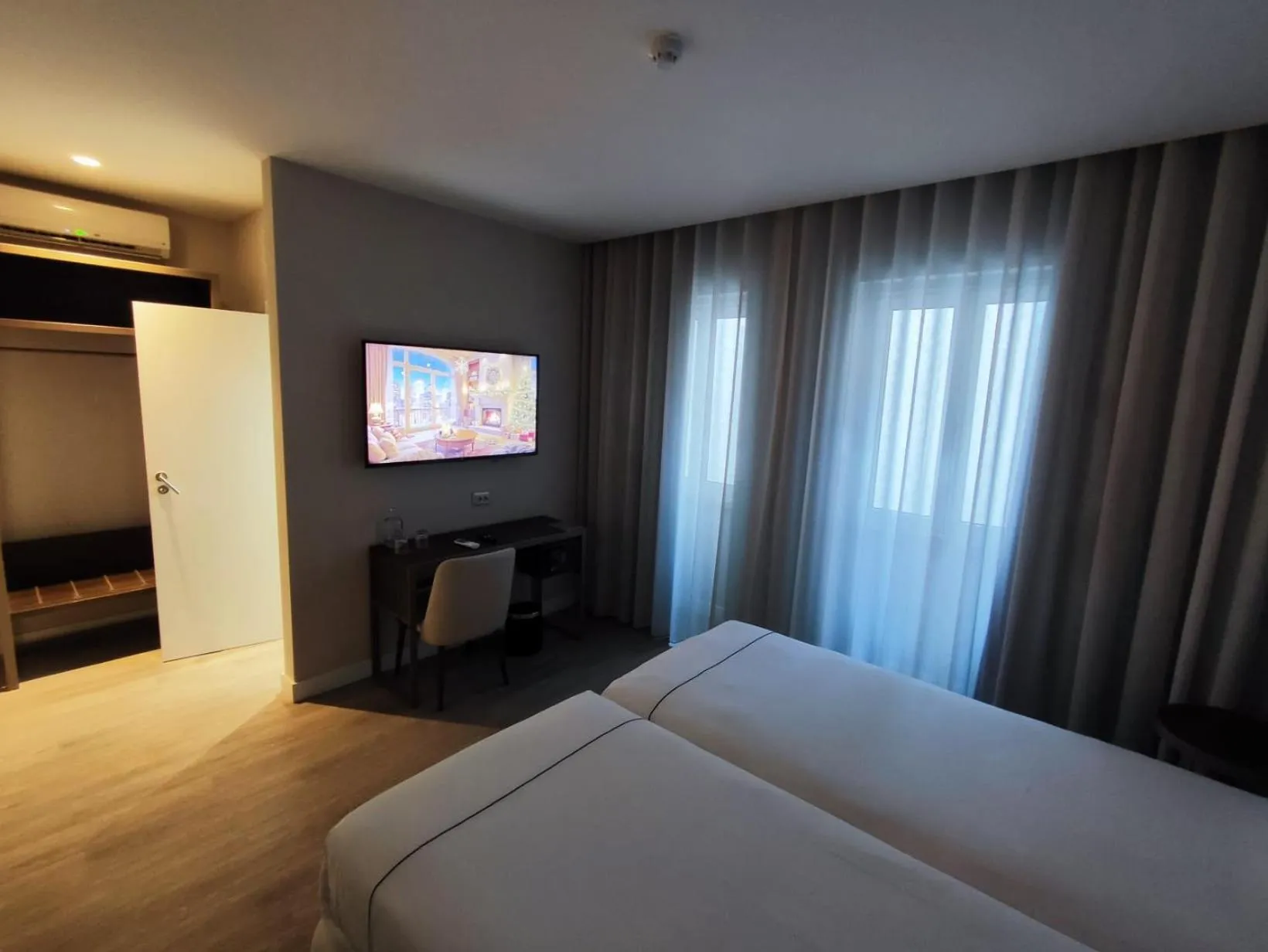 Bed in M'AR De AR Auria