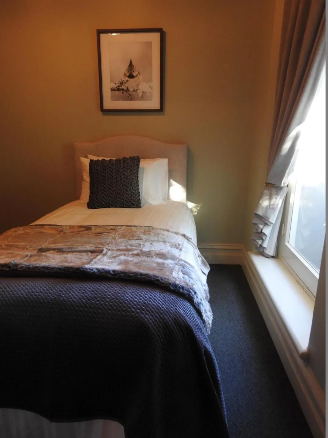 Bed in Bull and Mouth Hotel Maryborough Victoria