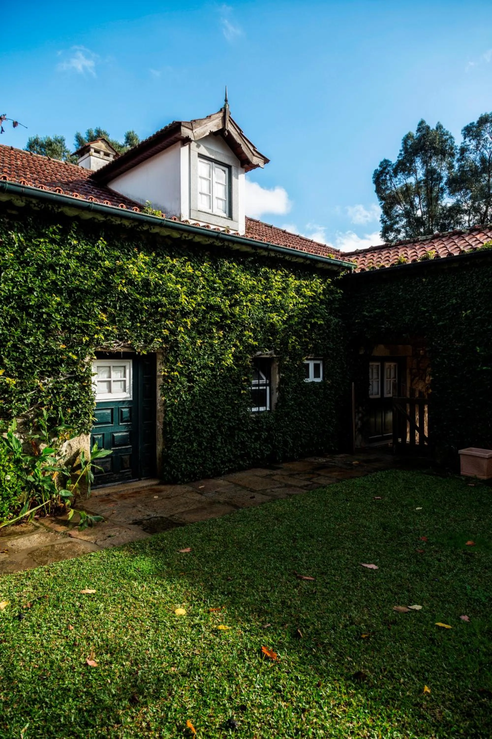 Facade/entrance in Casa da Roseira