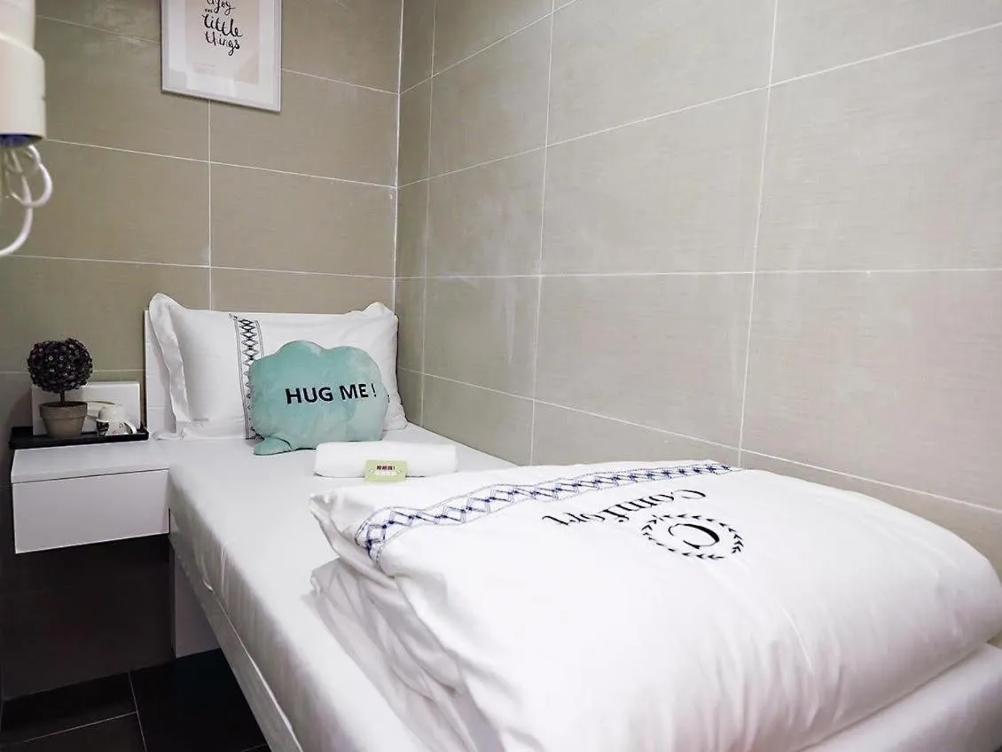 Bed in HK International Hostel