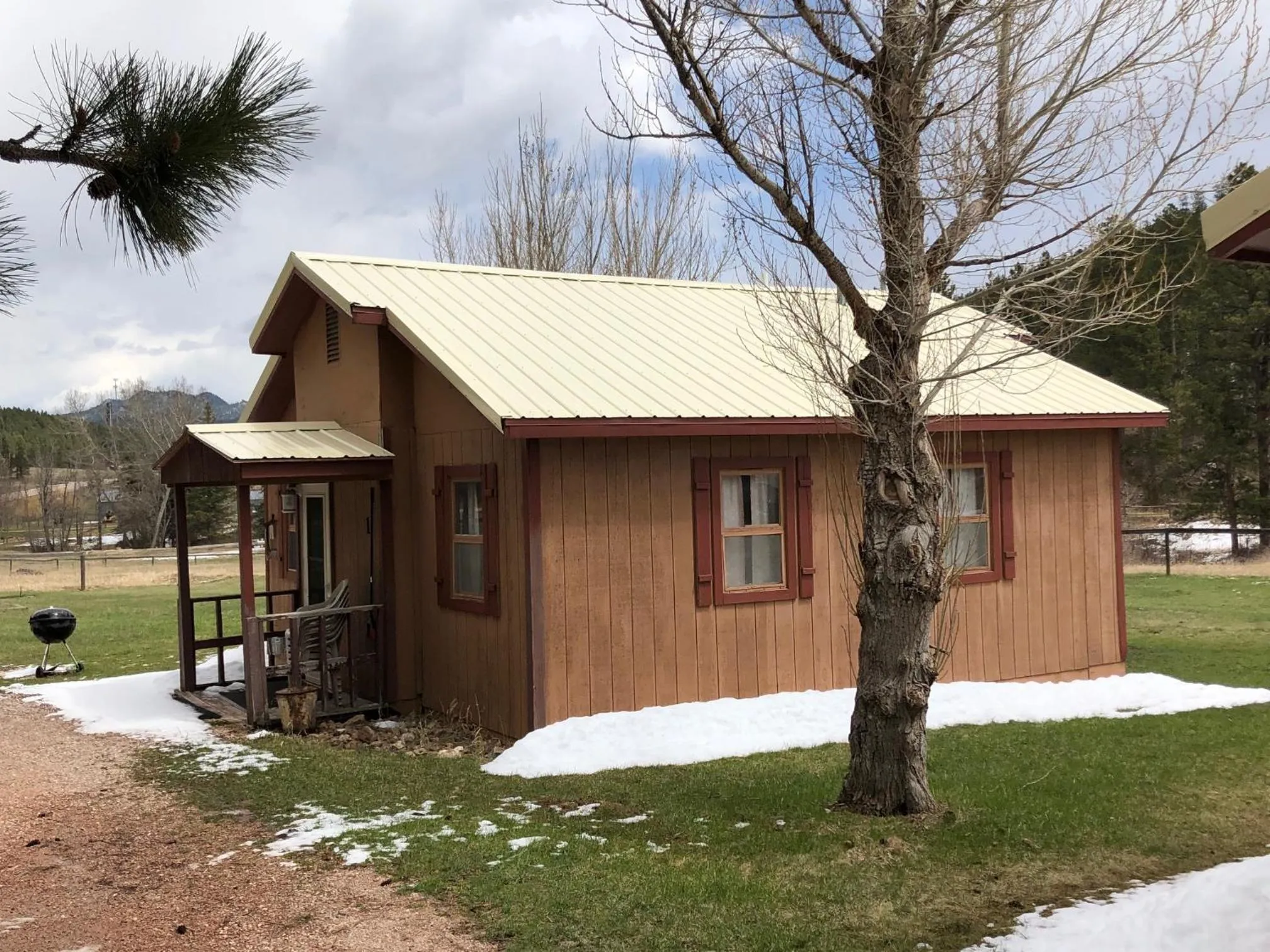 Property building in Black Hills Cabins at Quail's Crossing