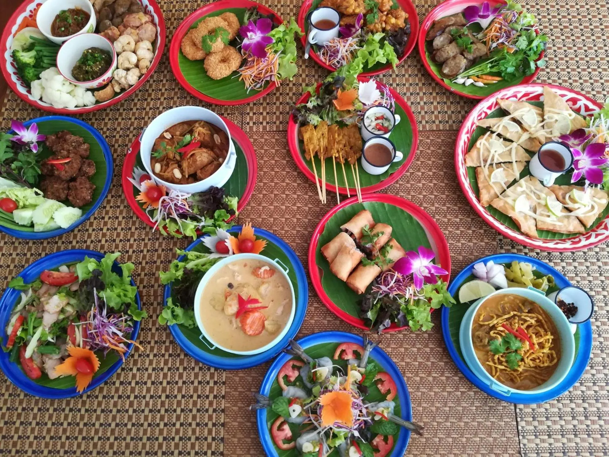 Restaurant/places to eat in Chada Mantra Hotel