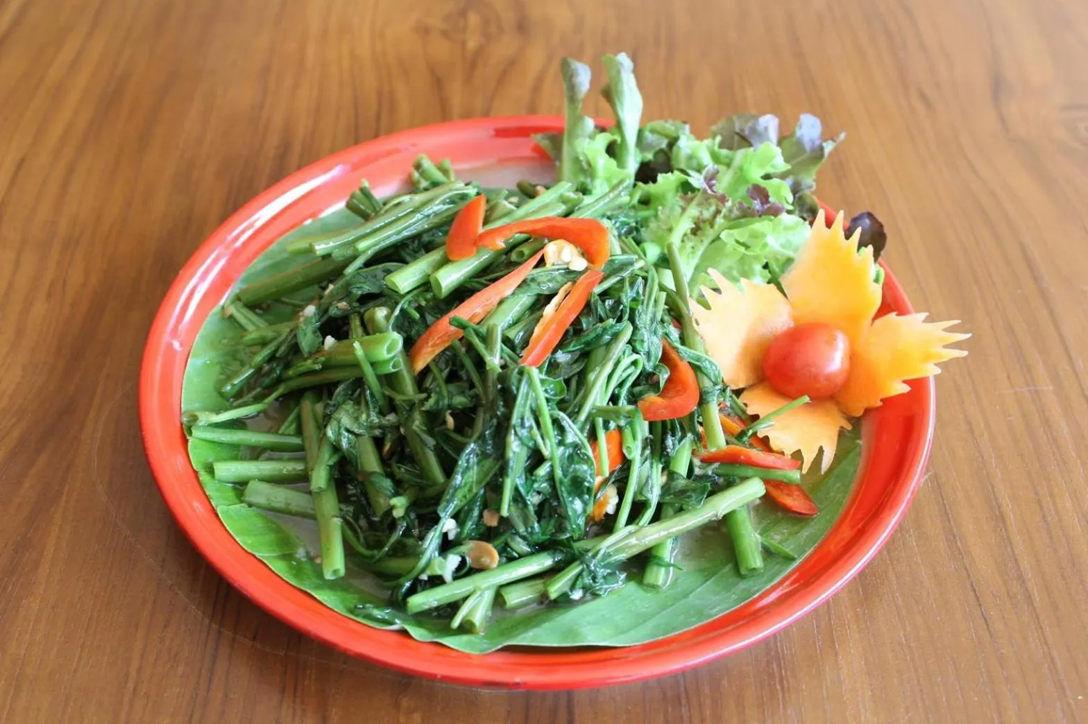 Food and drinks in Chada Mantra Hotel