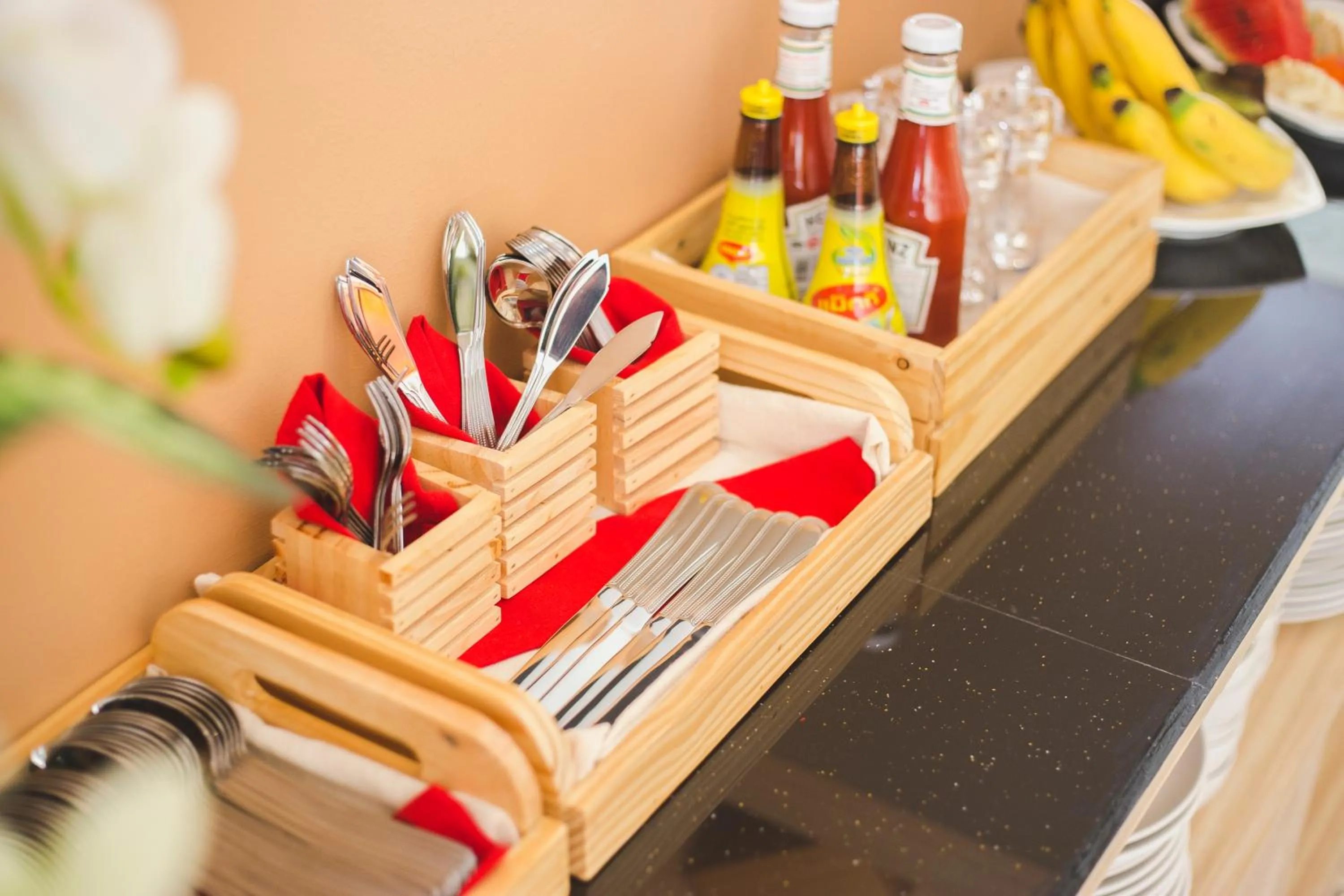 Restaurant/places to eat in Chada Mantra Hotel