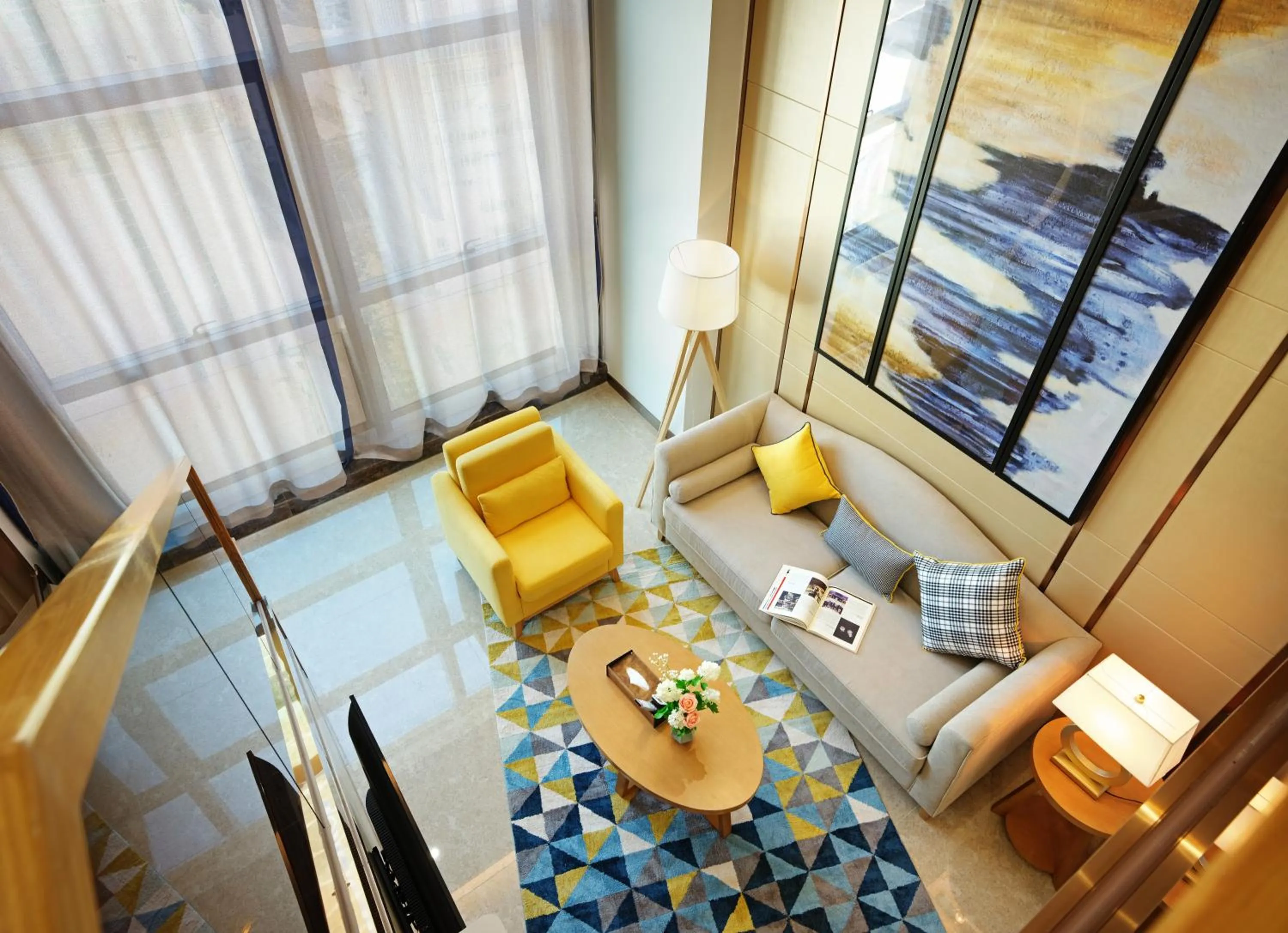 Living room, Bed in Royal Star Apartment(Guangzhou Central City Branch)