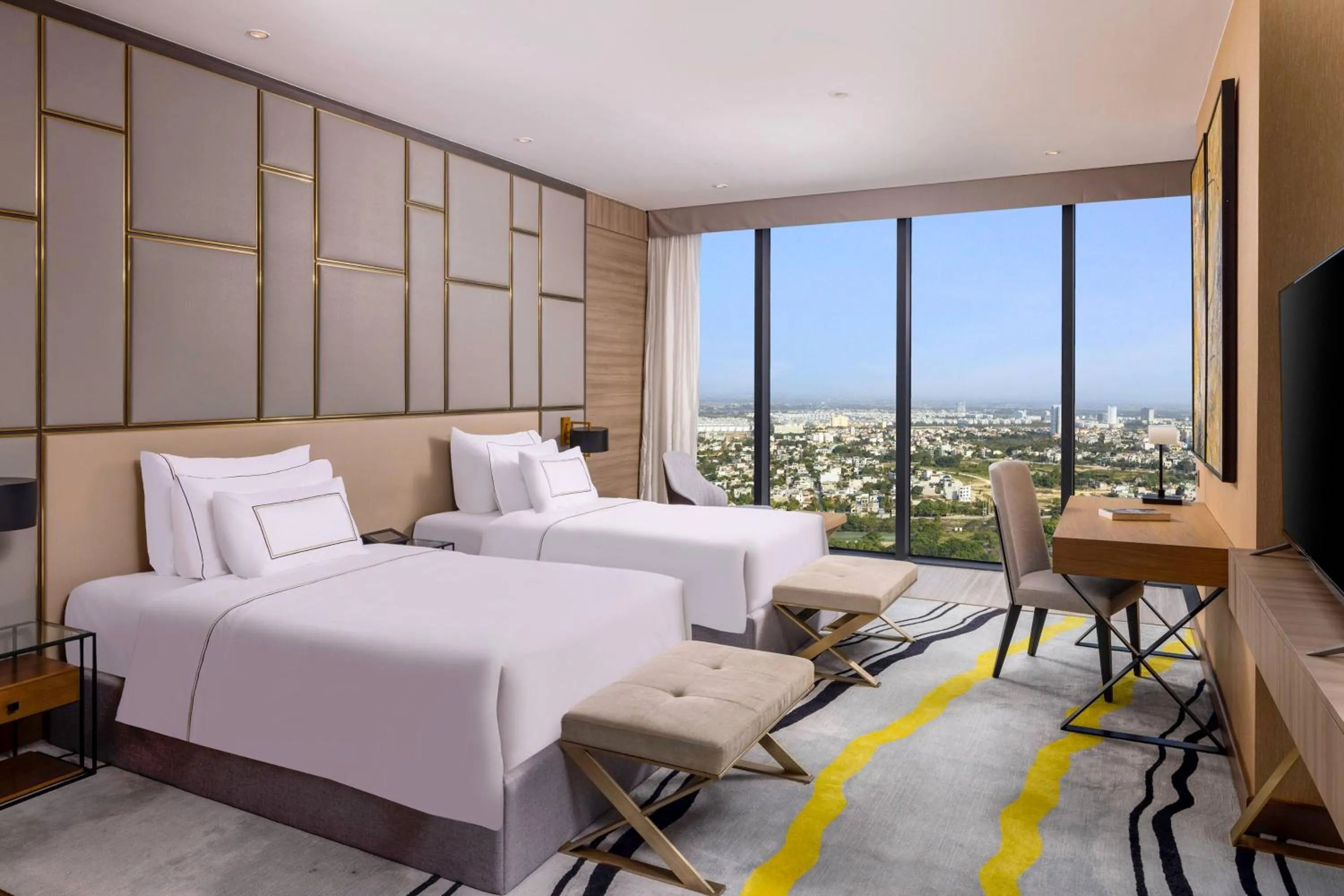 Bed in Meliá Vinpearl Thanh Hoa