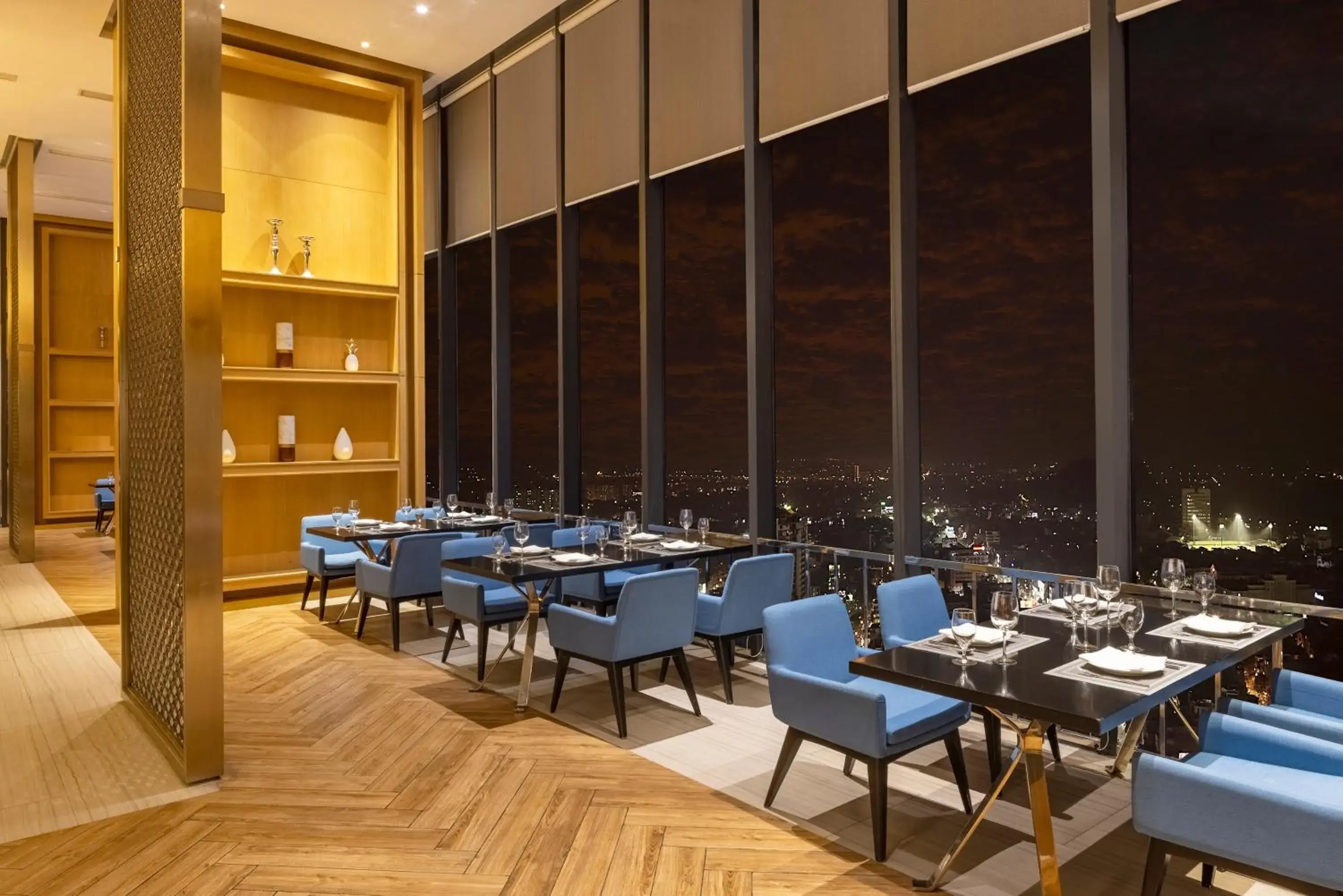 Restaurant/places to eat in Melia Vinpearl Thanh Hoa Restaurant/places to eat in Melia Vinpearl Thanh Hoa