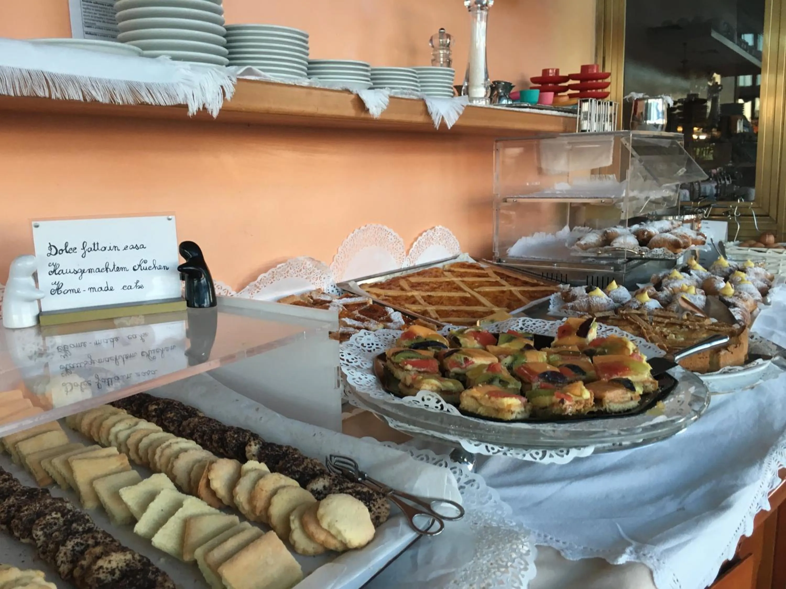 Buffet breakfast in Hotel Eden