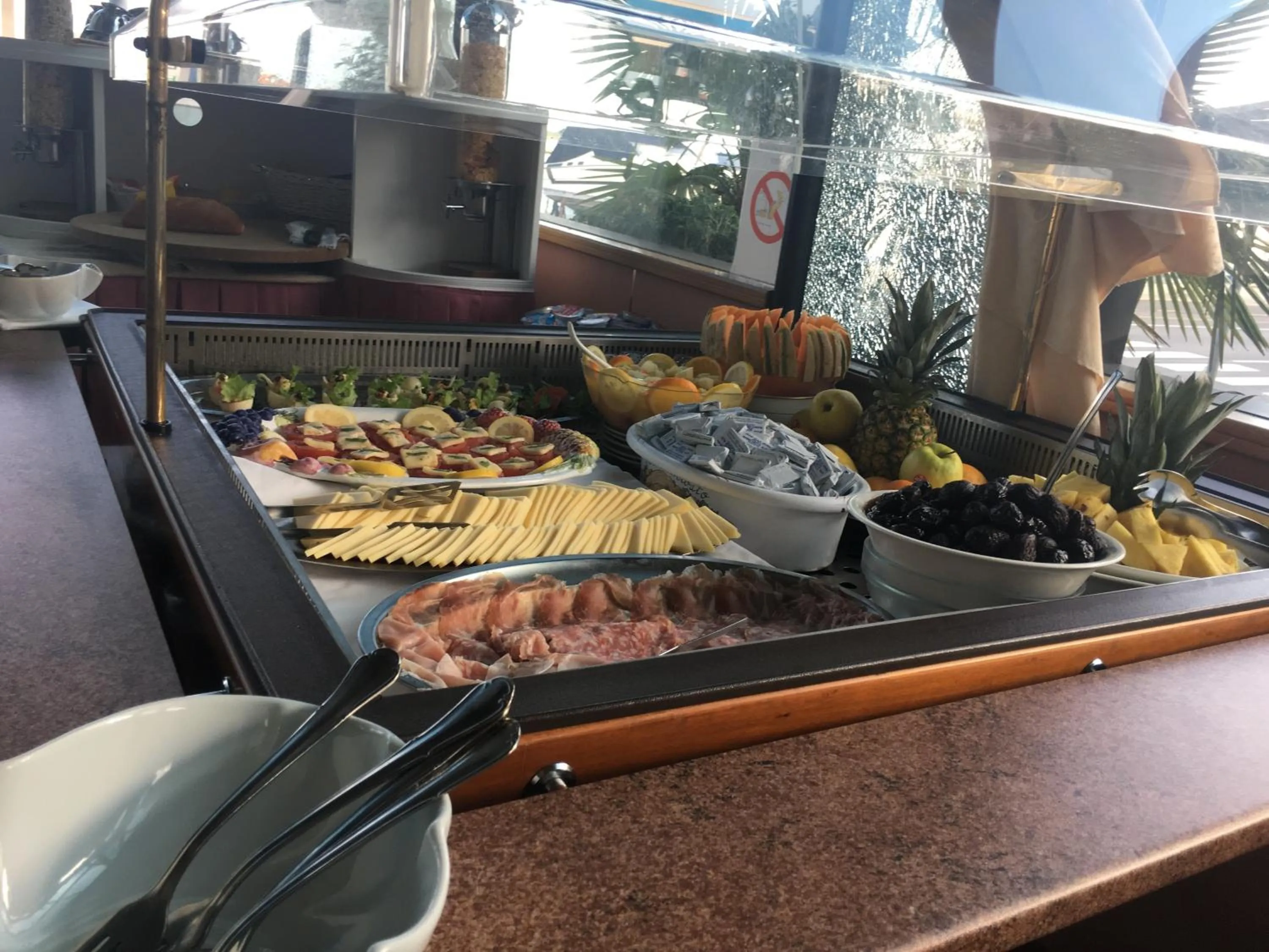 Buffet breakfast in Hotel Eden