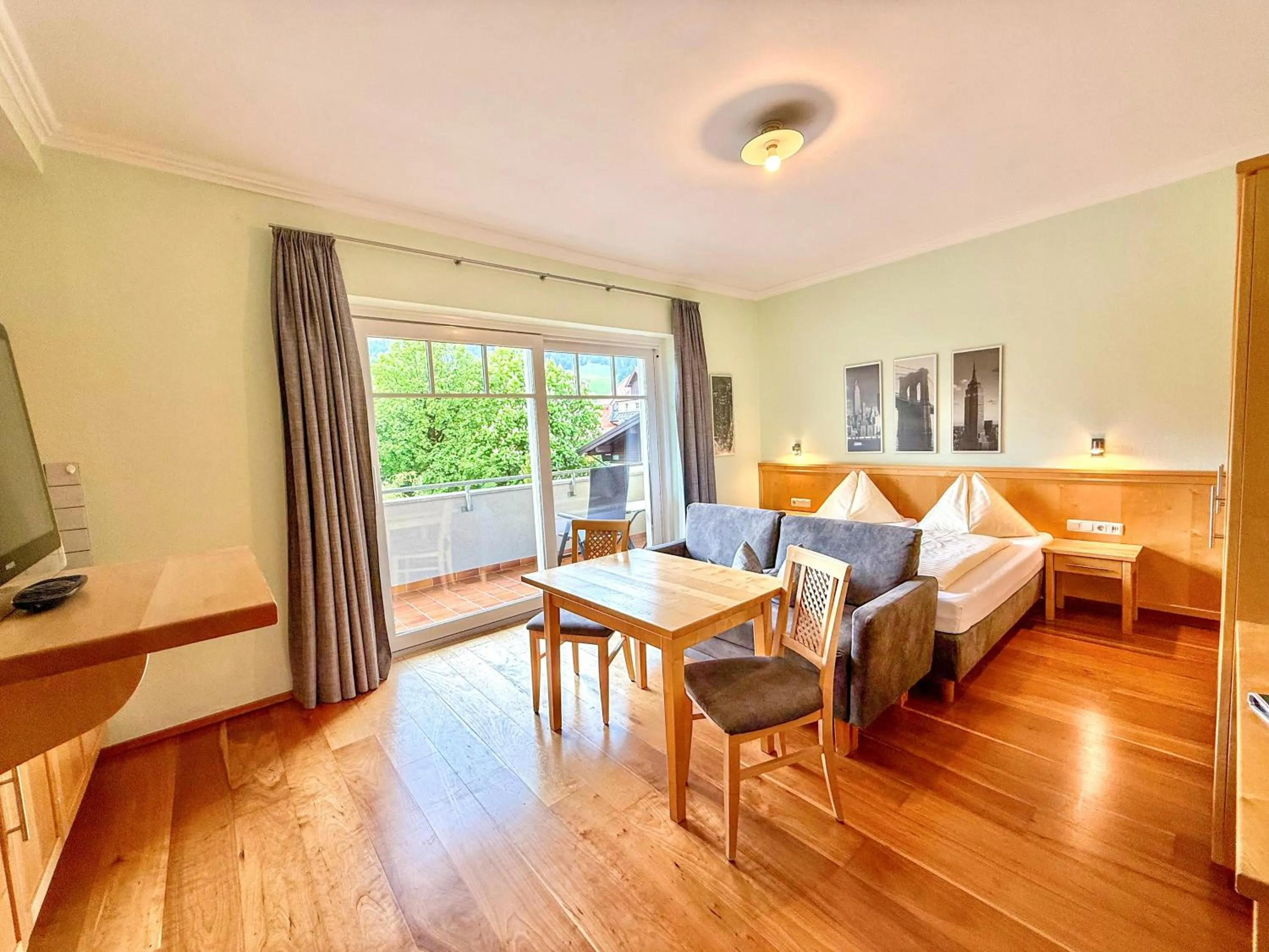 Bed in MÜHLBACHER - inklusive kostenfreiem Eintritt in die Alpentherme