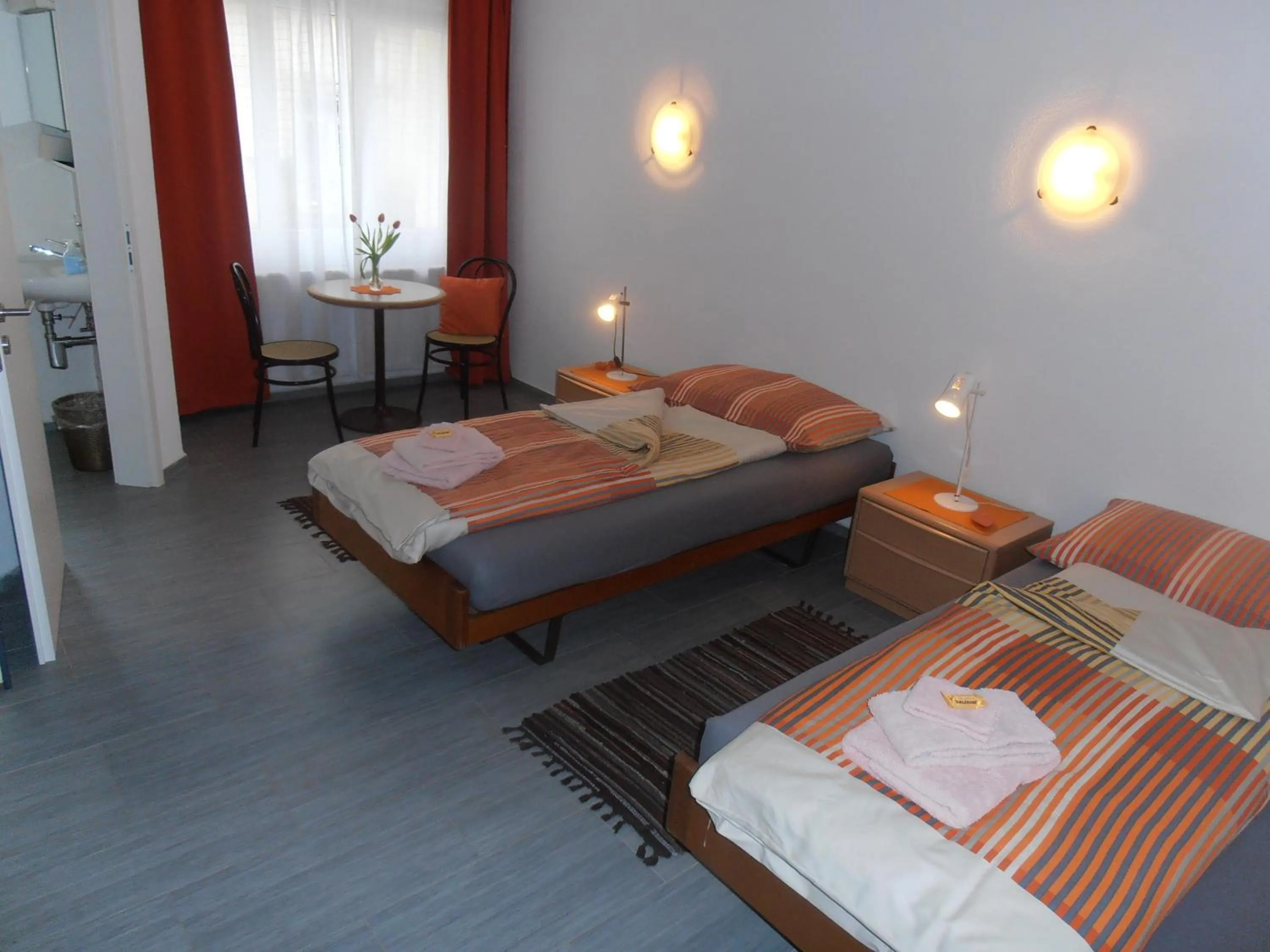 Bed in Don Camillo Gästehaus