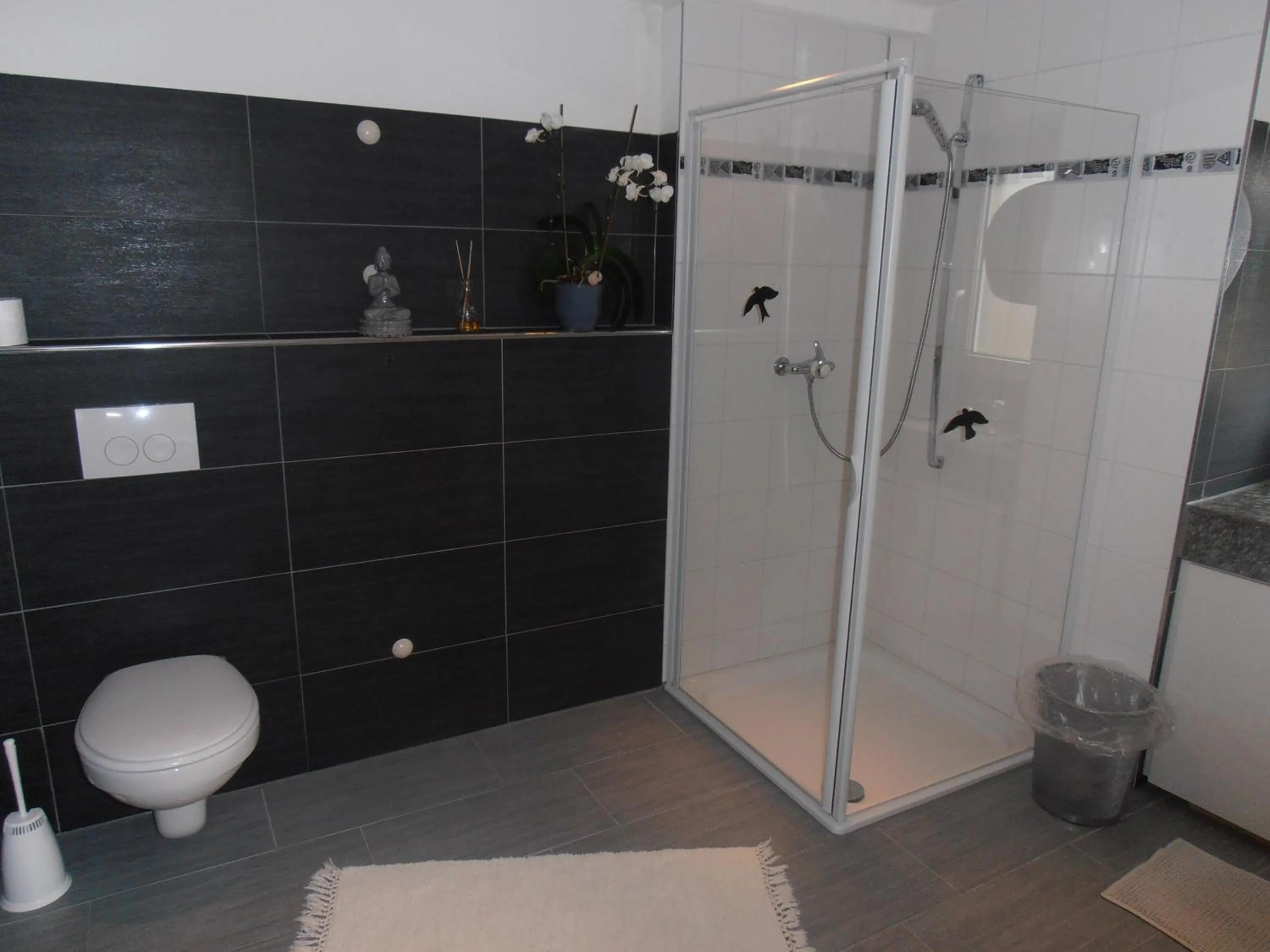 Toilet in Don Camillo Gästehaus