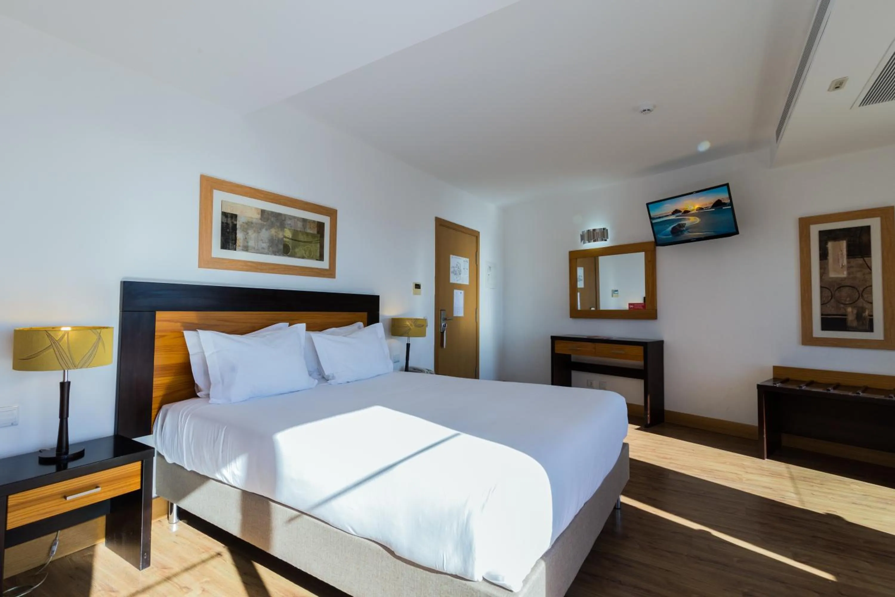 Bedroom in Hotel Quarteirasol