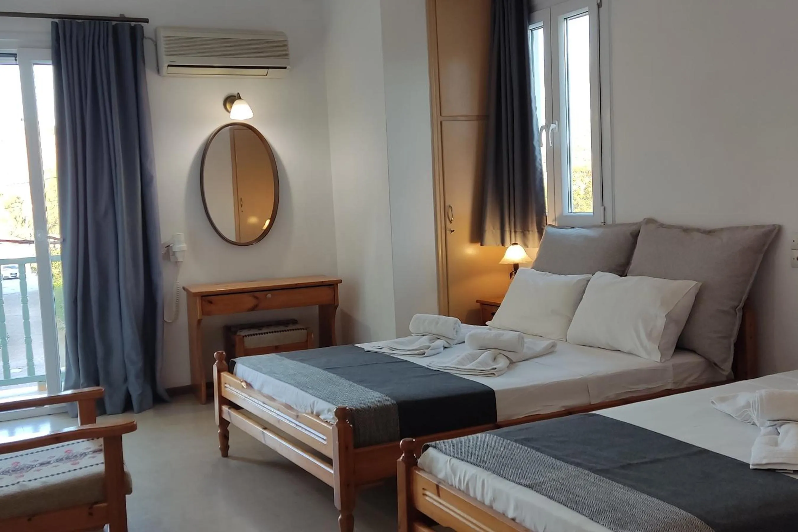 Bed in Hotel Ilion