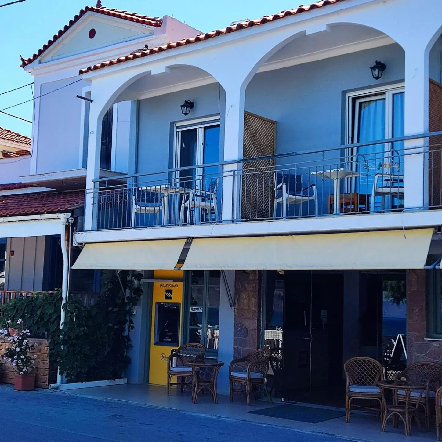 Triple Room with Balcony and Sea View in Hotel Ilion Triple Room with Balcony and Sea View in Hotel Ilion