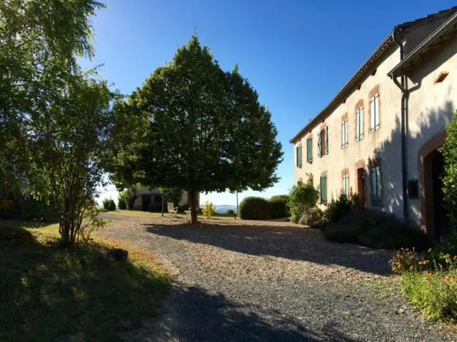 Property building in Bellegarde