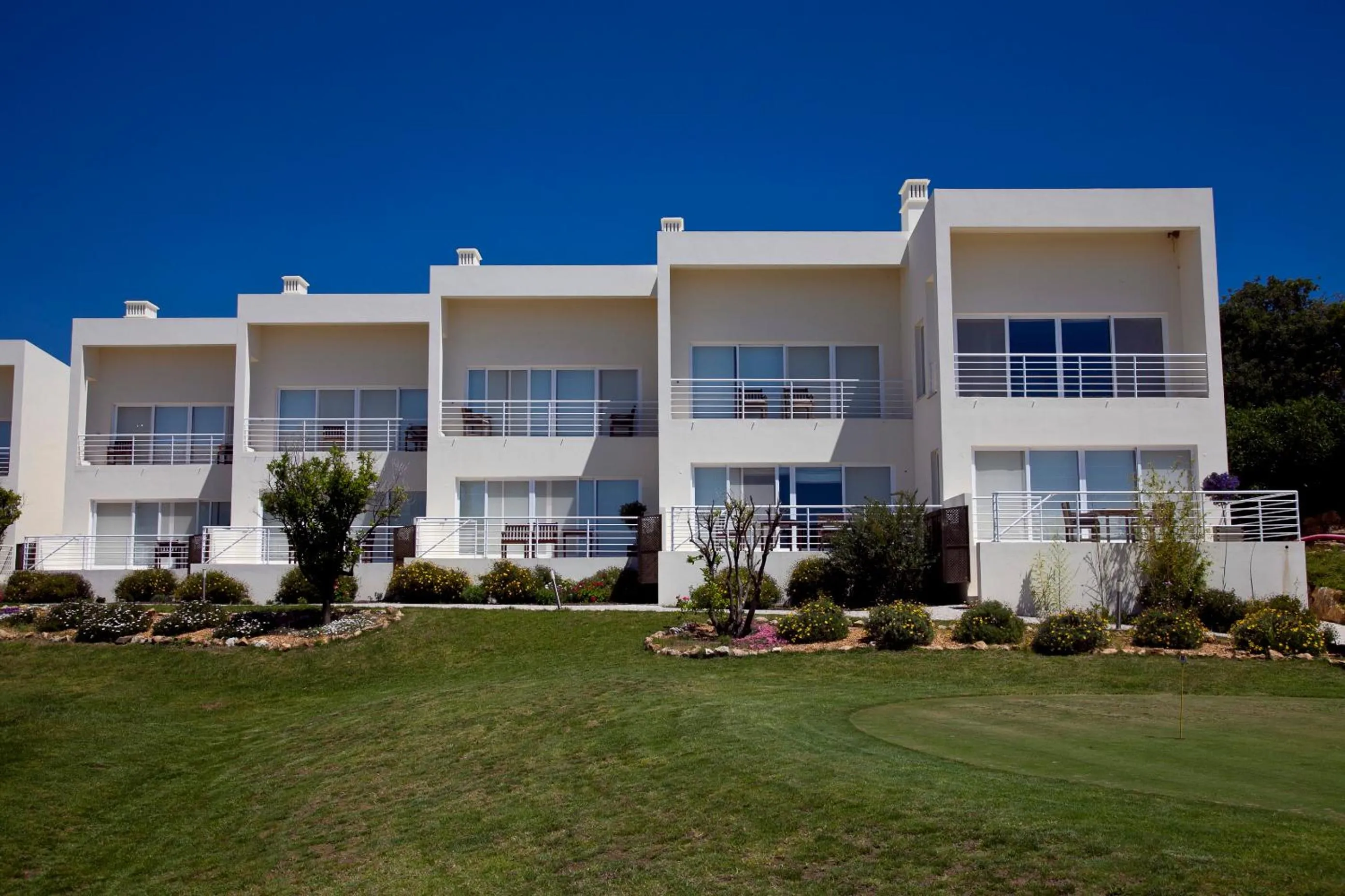 Facade/entrance in Colina Verde Resort