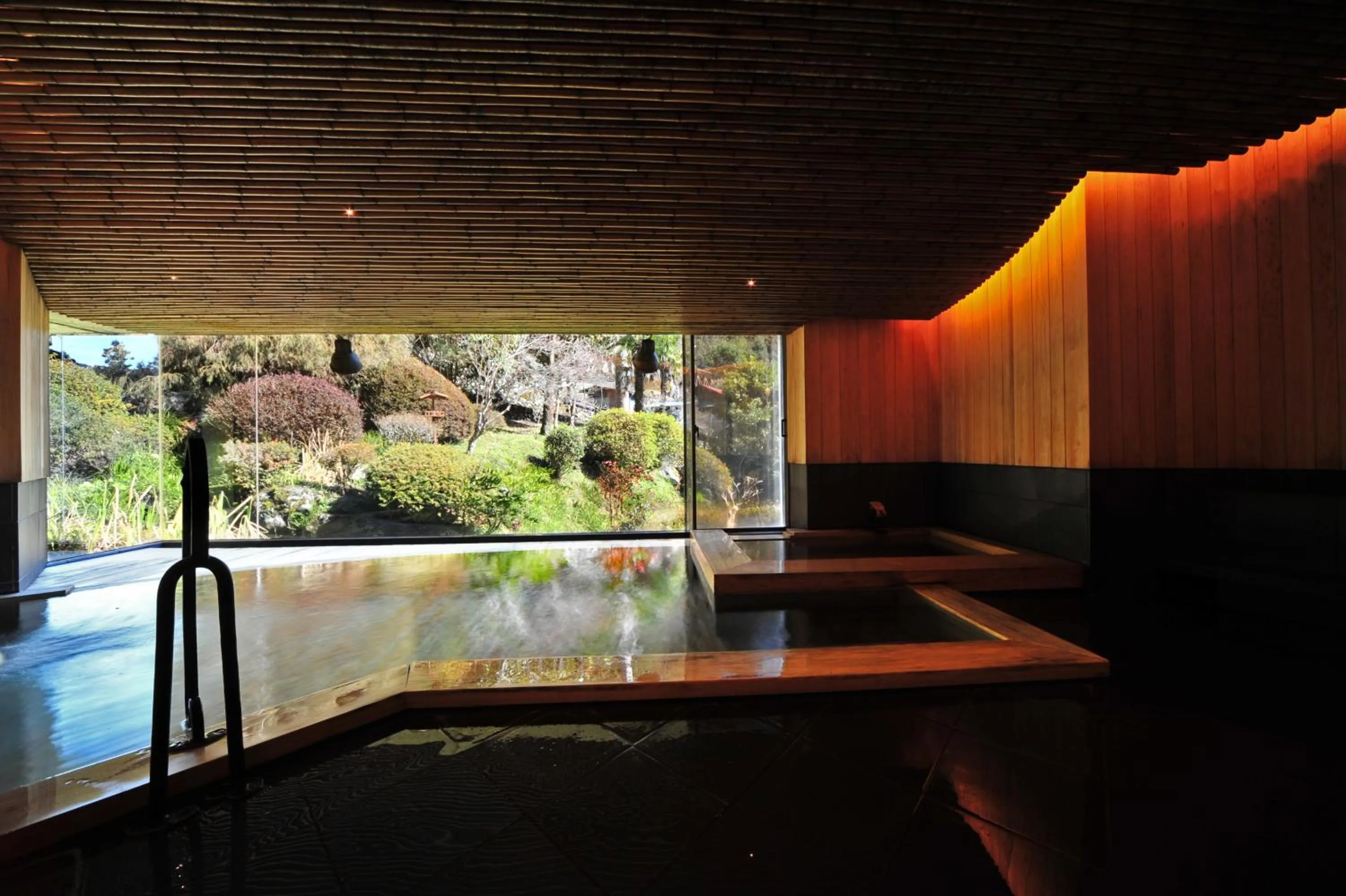 Hot Spring Bath in taishoukaku