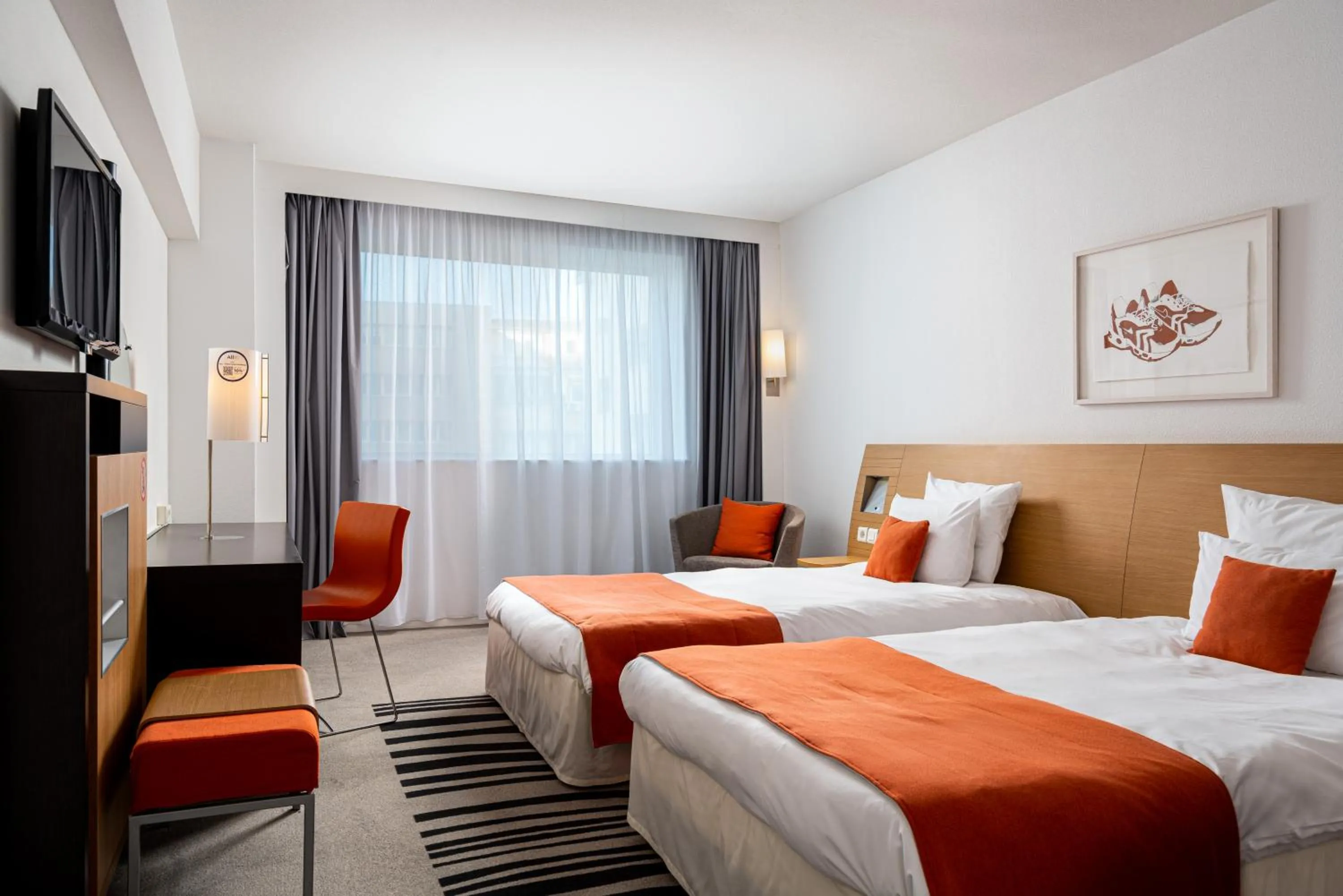 Bedroom, Bed in Novotel Bucharest City Centre