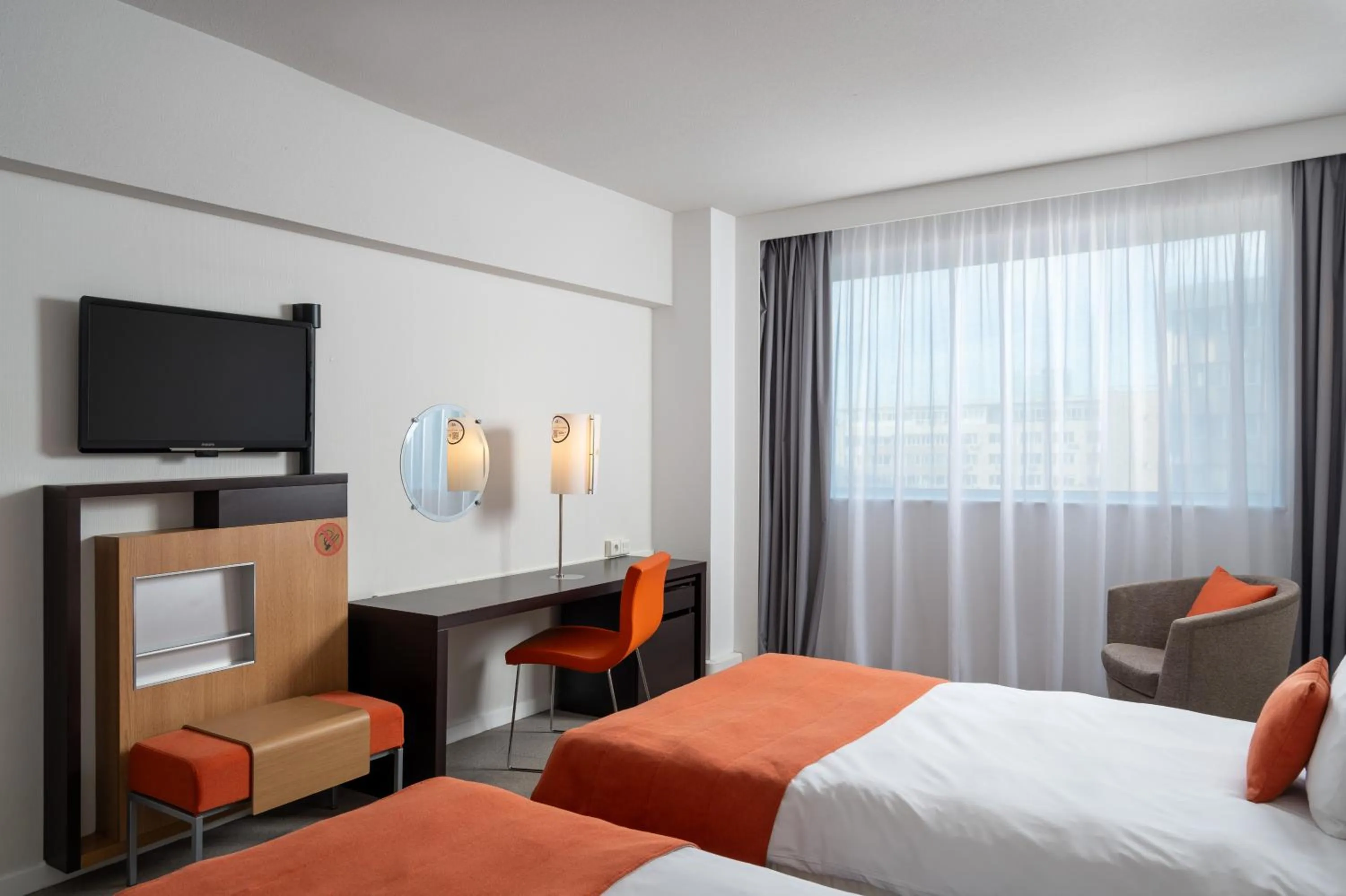 Bedroom, Bed in Novotel Bucharest City Centre