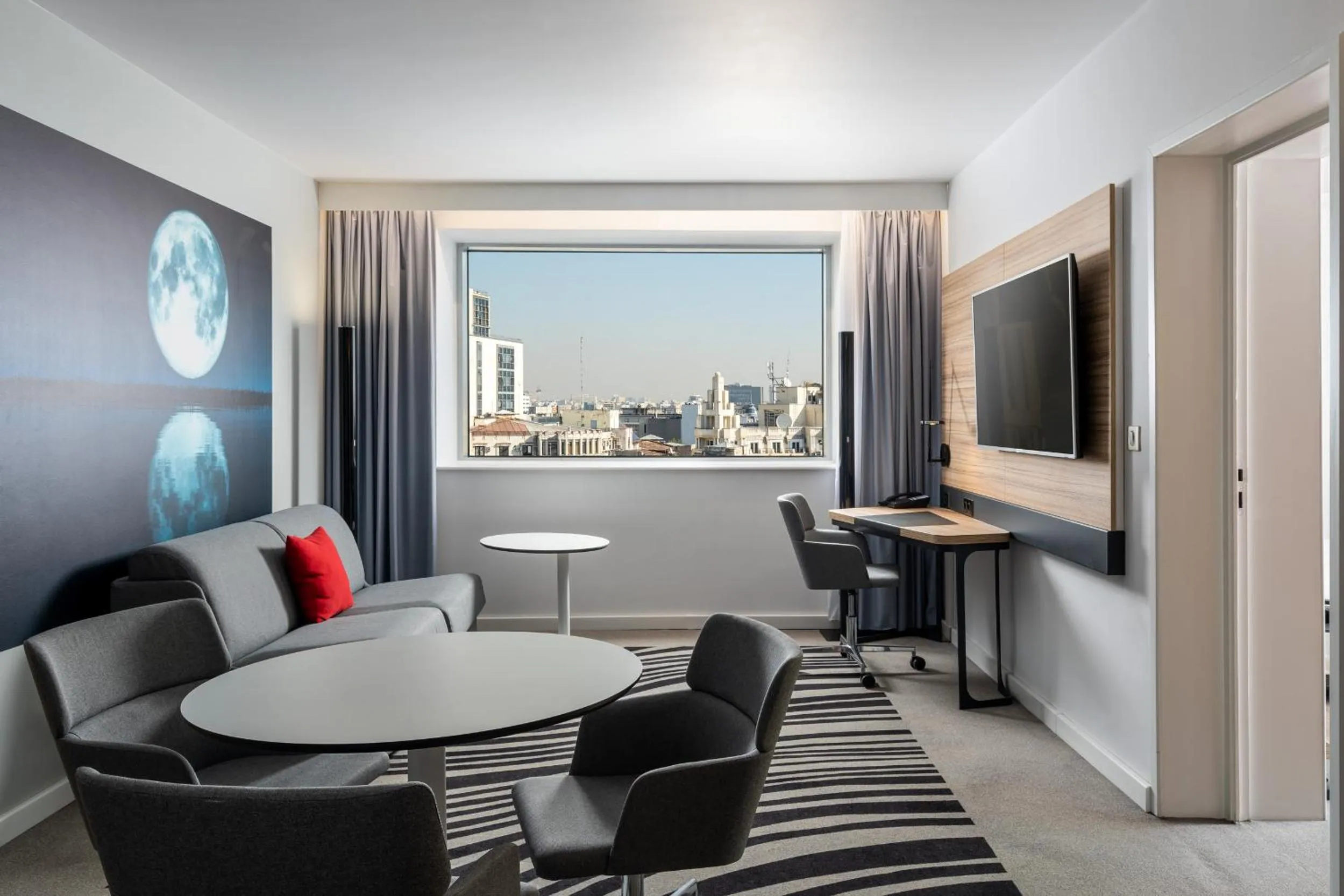 Living room in Novotel Bucharest City Centre