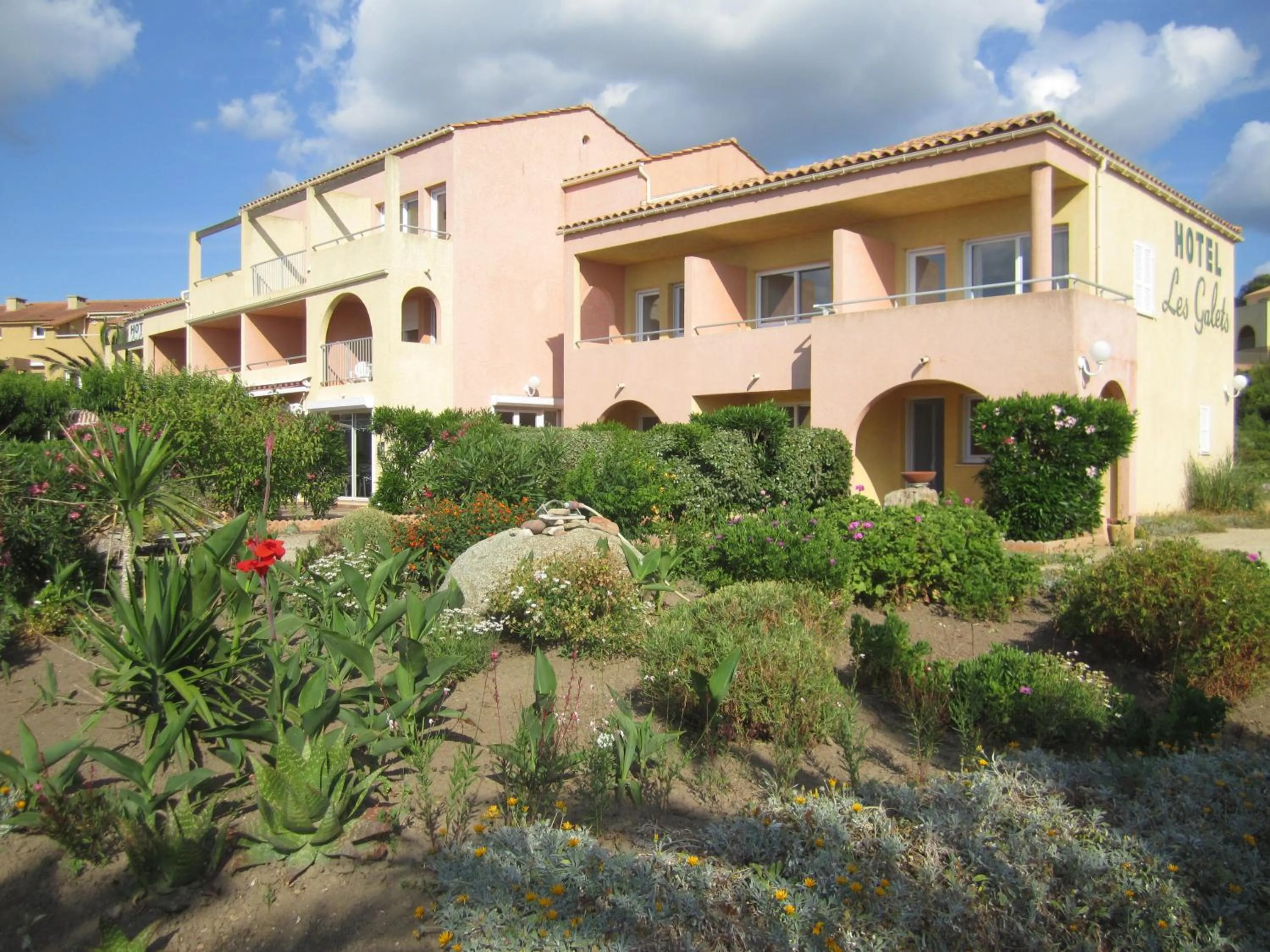 Property building in Hotel Les Galets