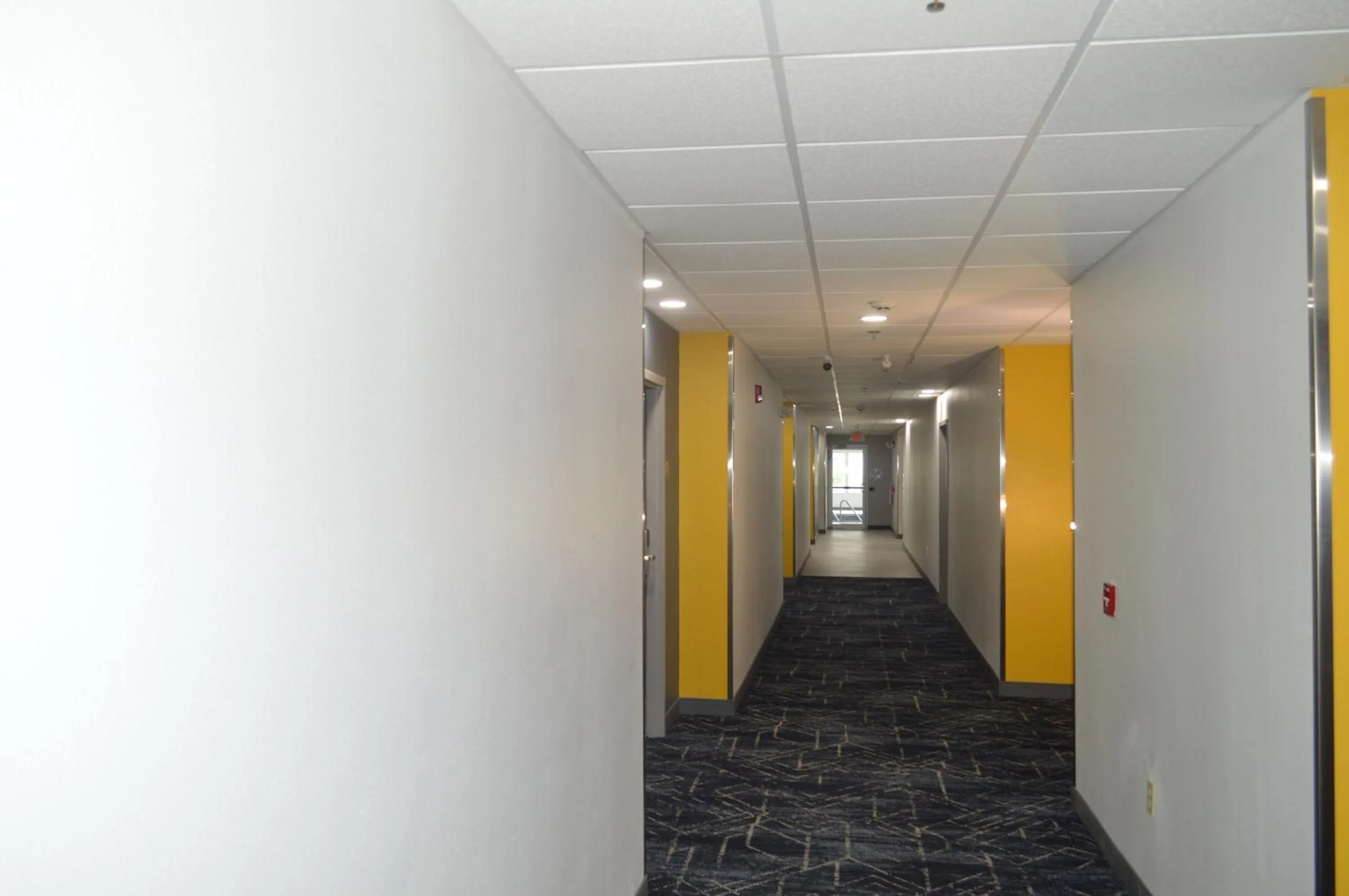 Property building in Comfort Inn & Suites Harrisburg-Hershey North