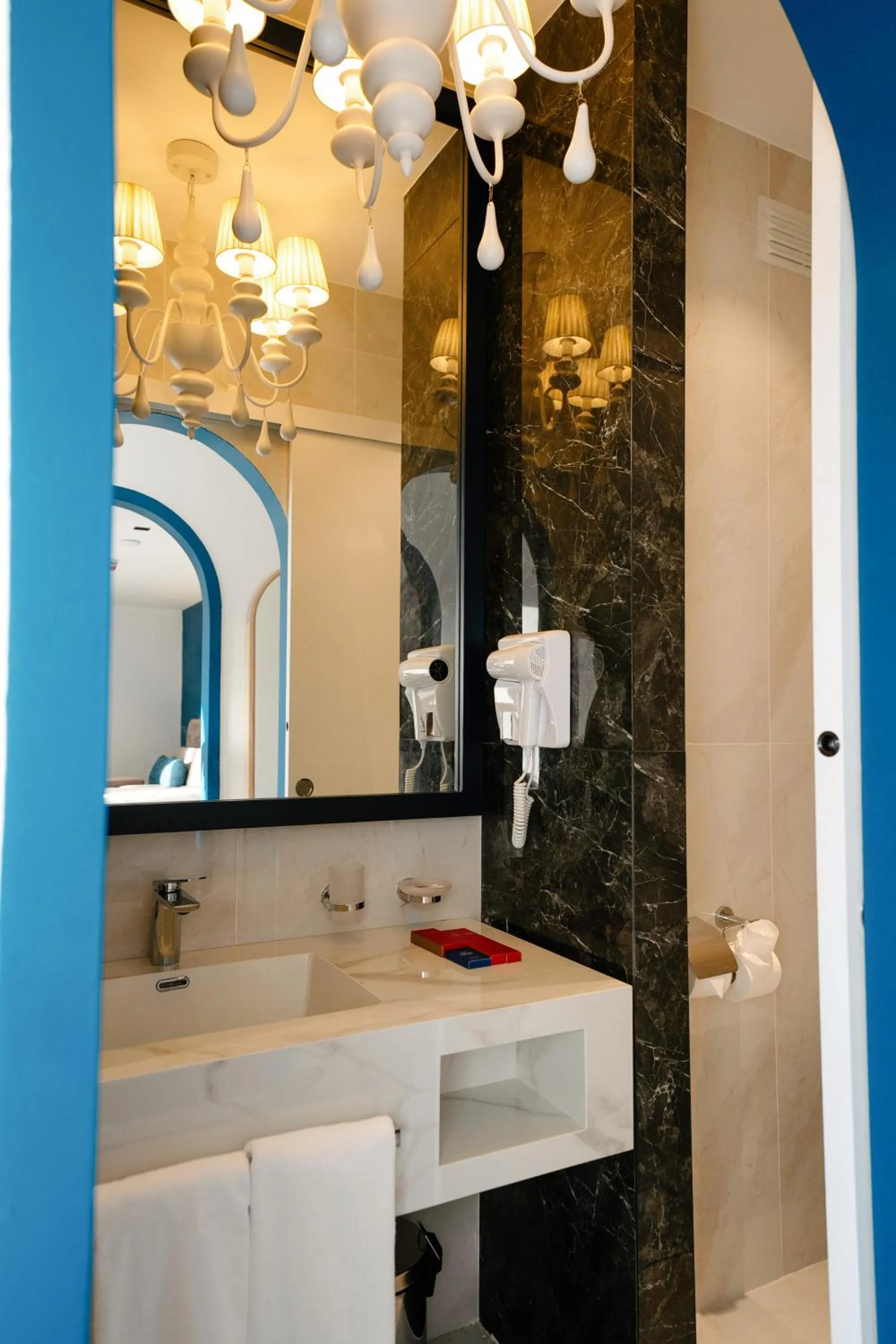 Bathroom in Grand Muthu Oura View Beach Club