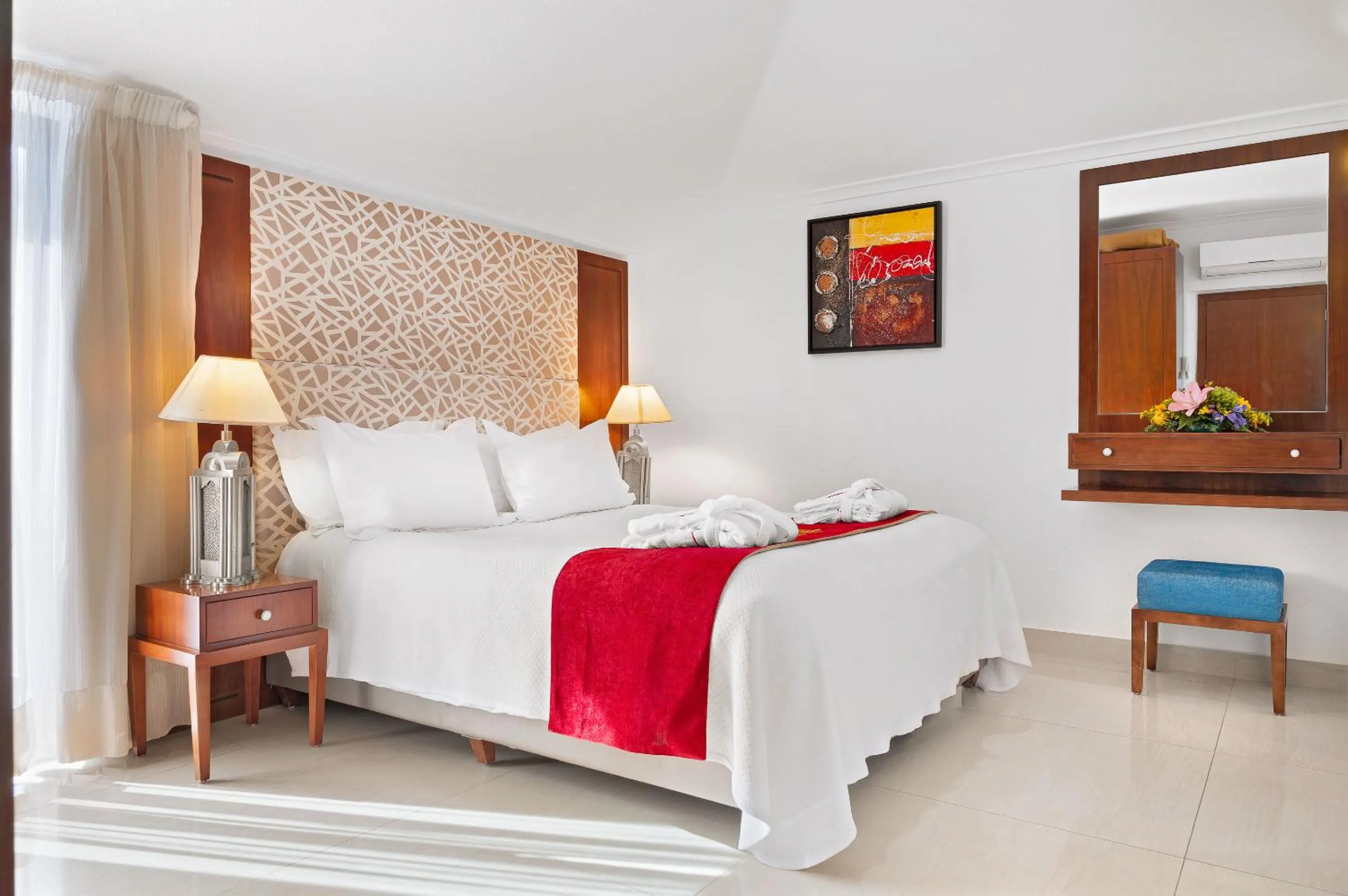 Bed in Grand Muthu Oura View Beach Club