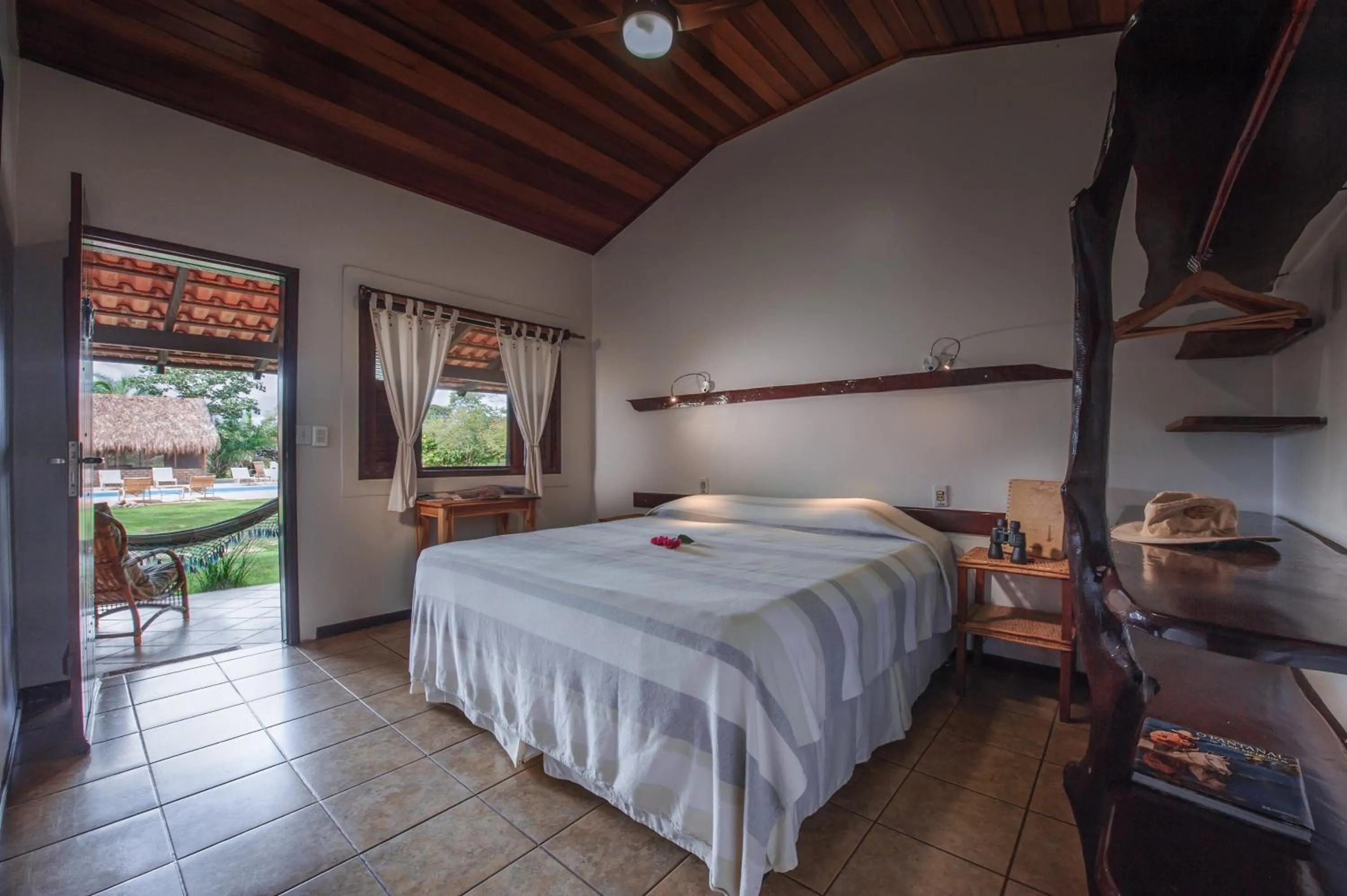 Bed in Pousada Araras Pantanal Eco Lodge