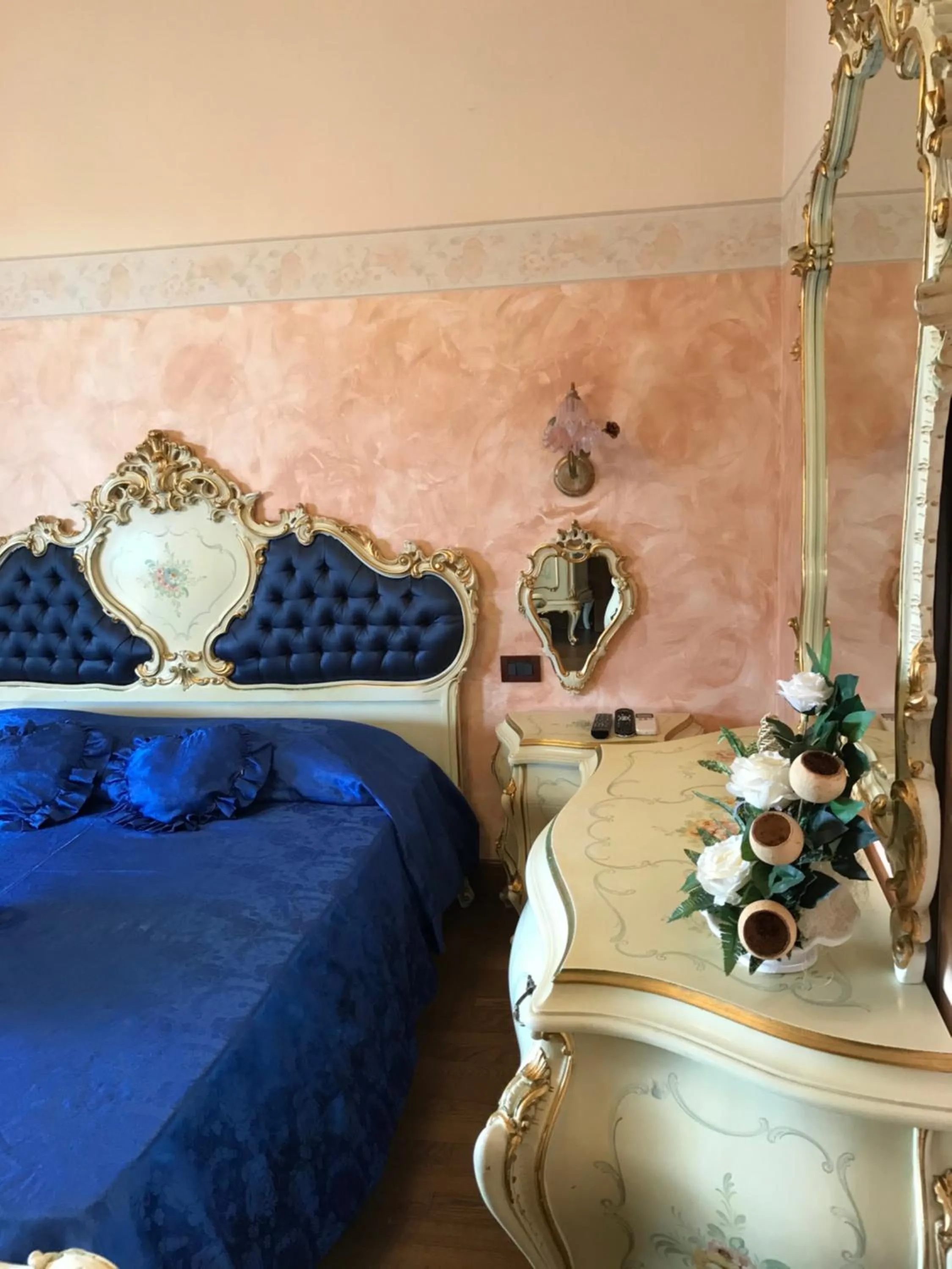 Bed in Le Rose