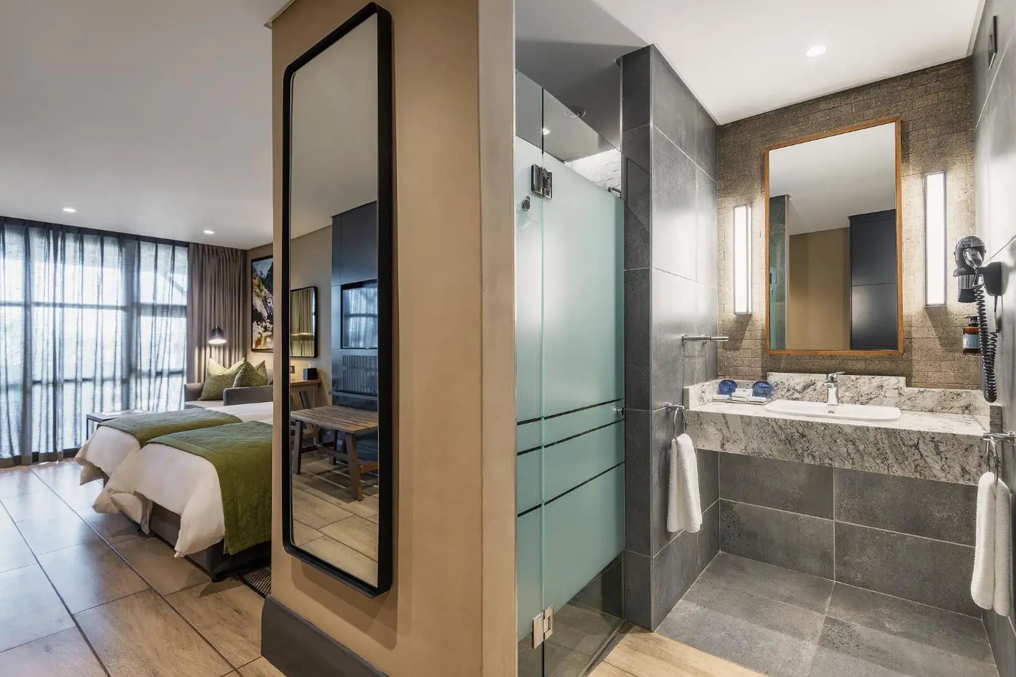 Shower, Bed in Midgard Shower, Bed in Midgard