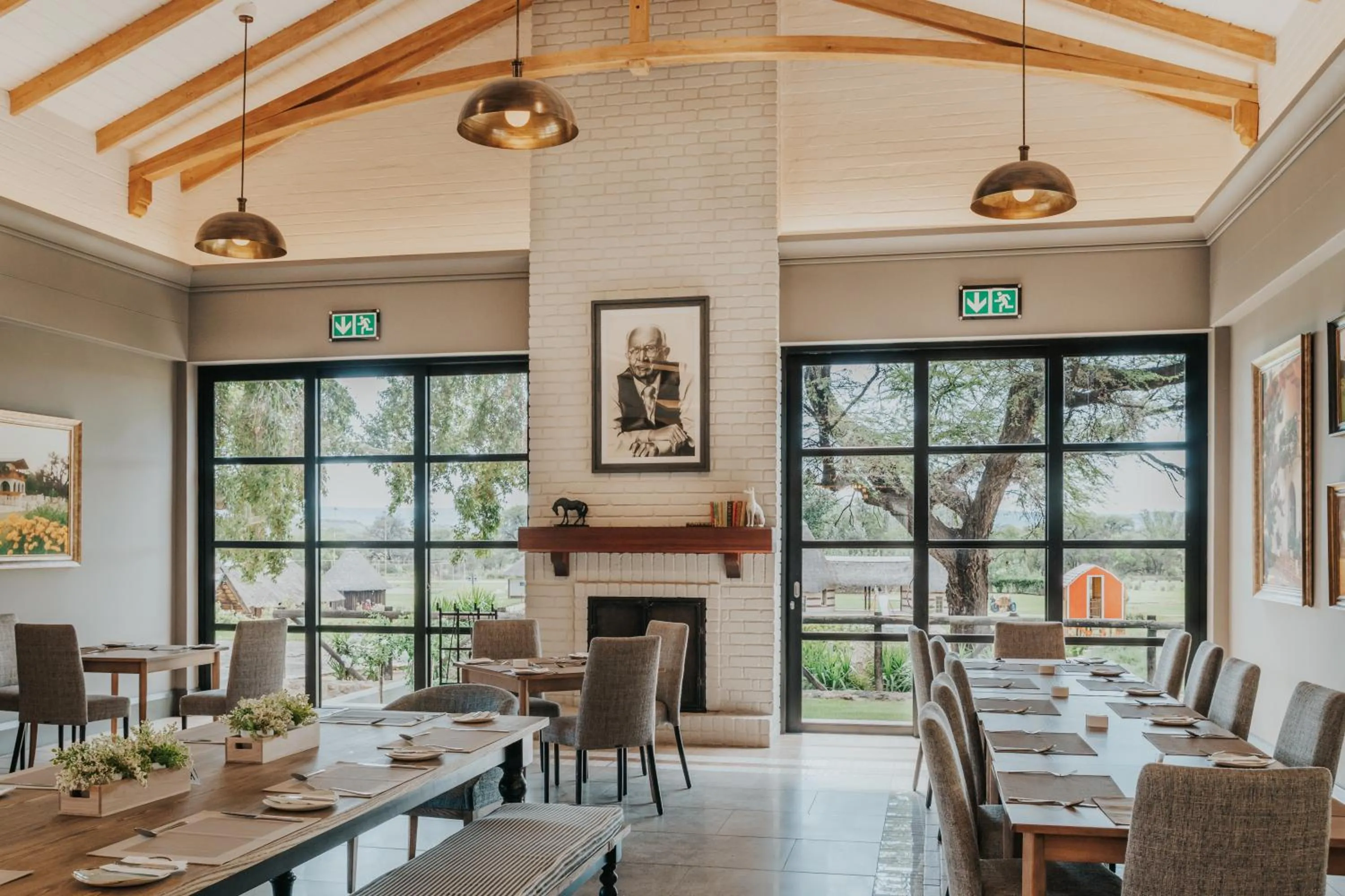 Restaurant/places to eat in Midgard