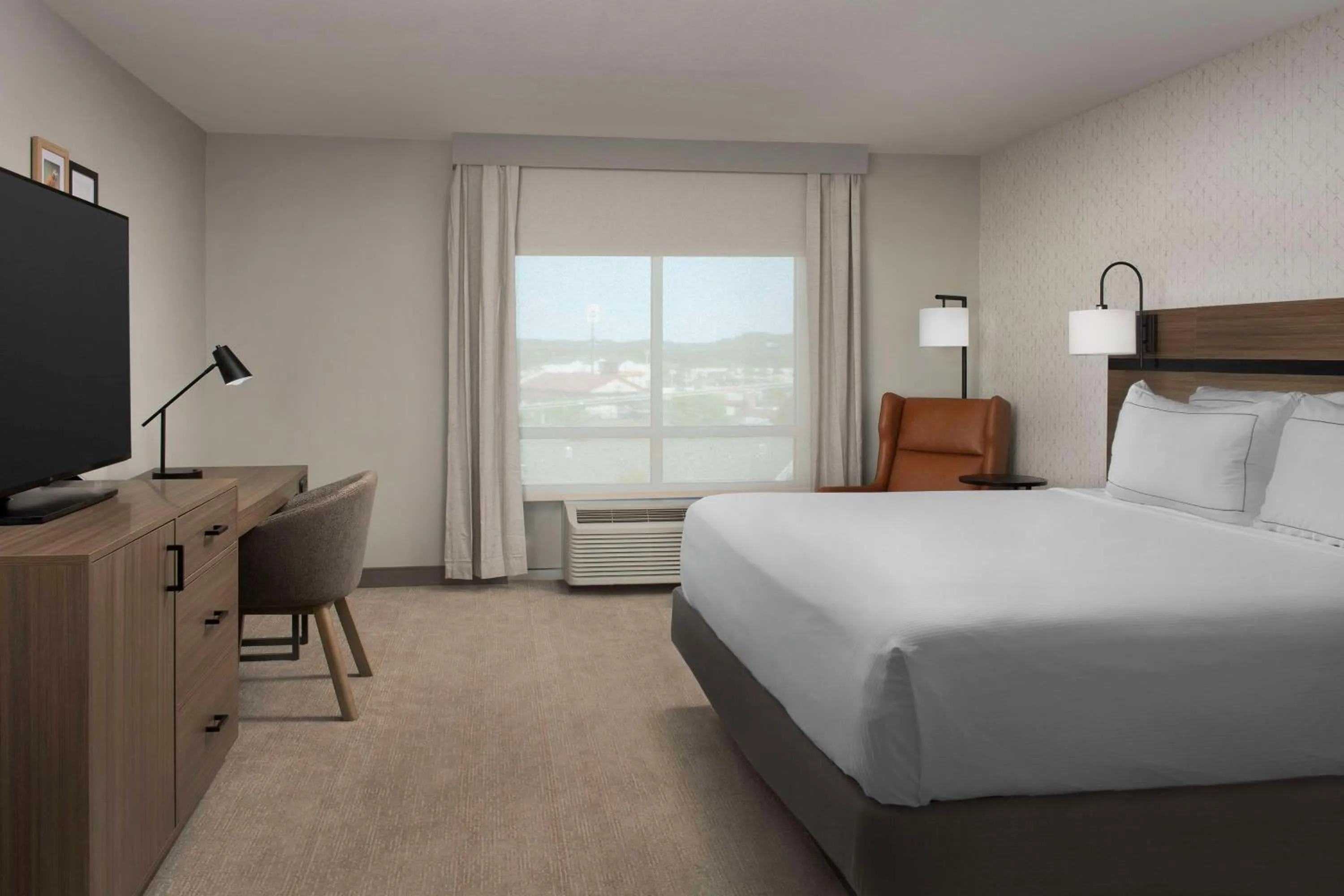 Bedroom, Bed in Doubletree by Hilton Chattanooga Hamilton Place