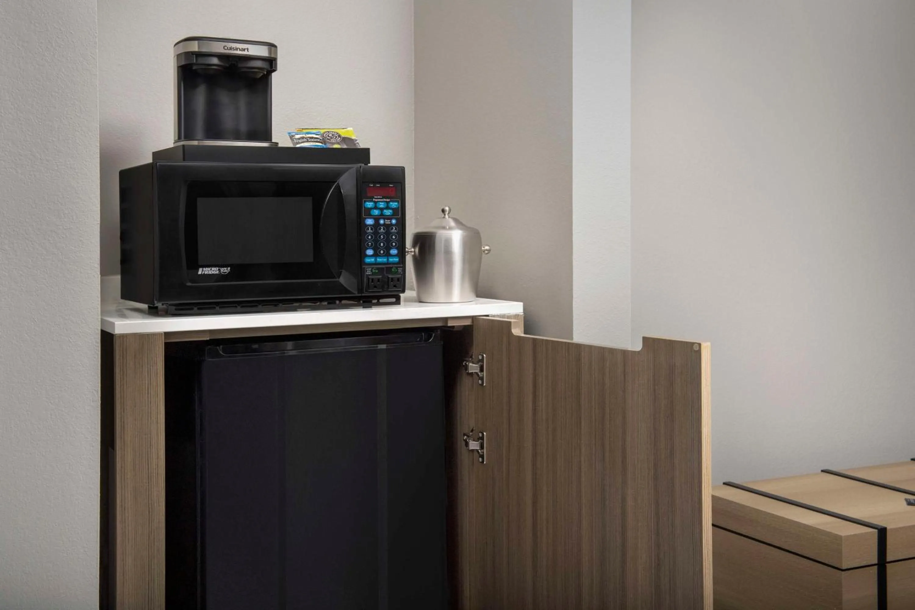 Photo of the whole room in Doubletree by Hilton Chattanooga Hamilton Place