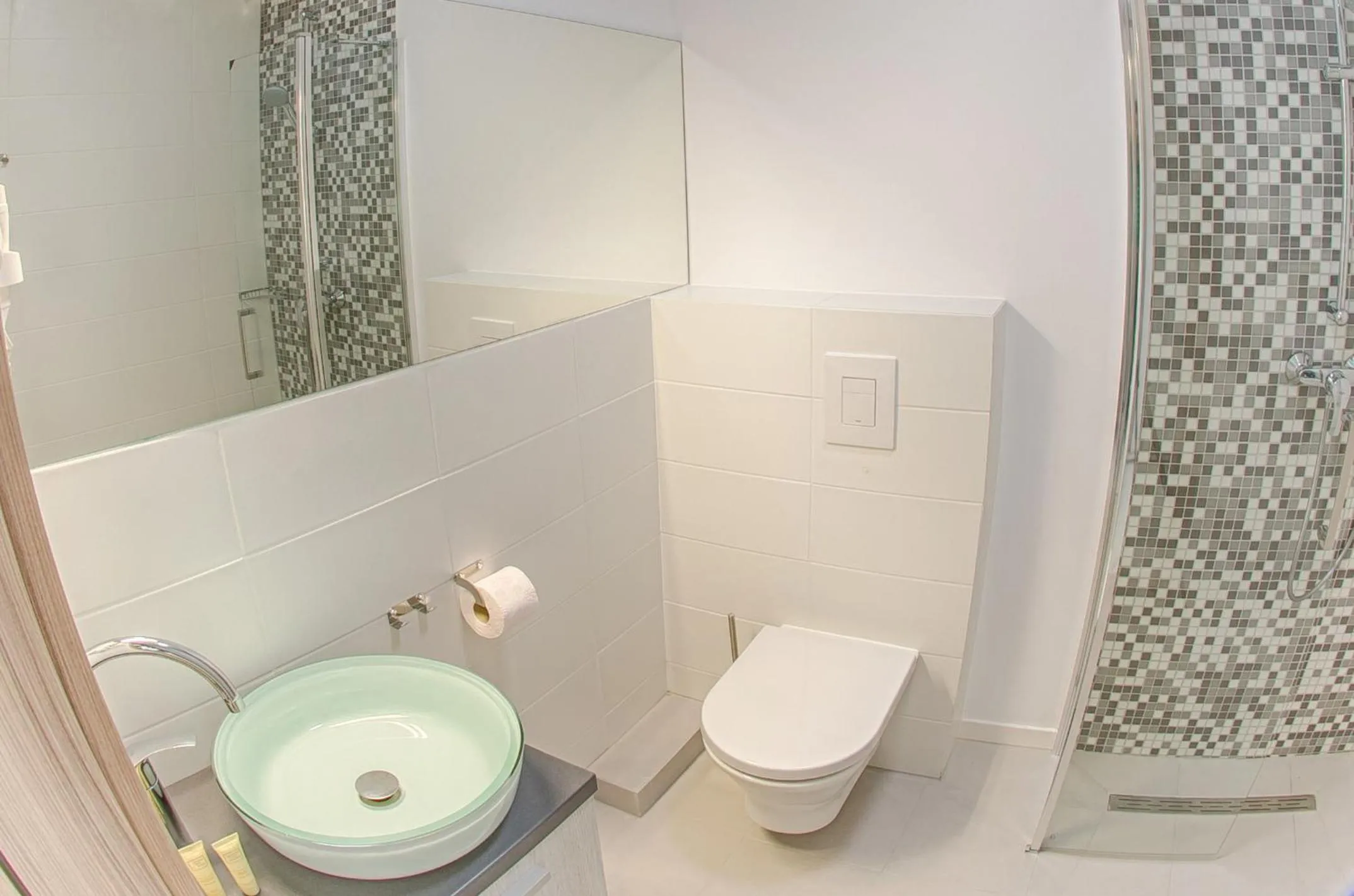 Toilet in Mielno Holiday Apartments