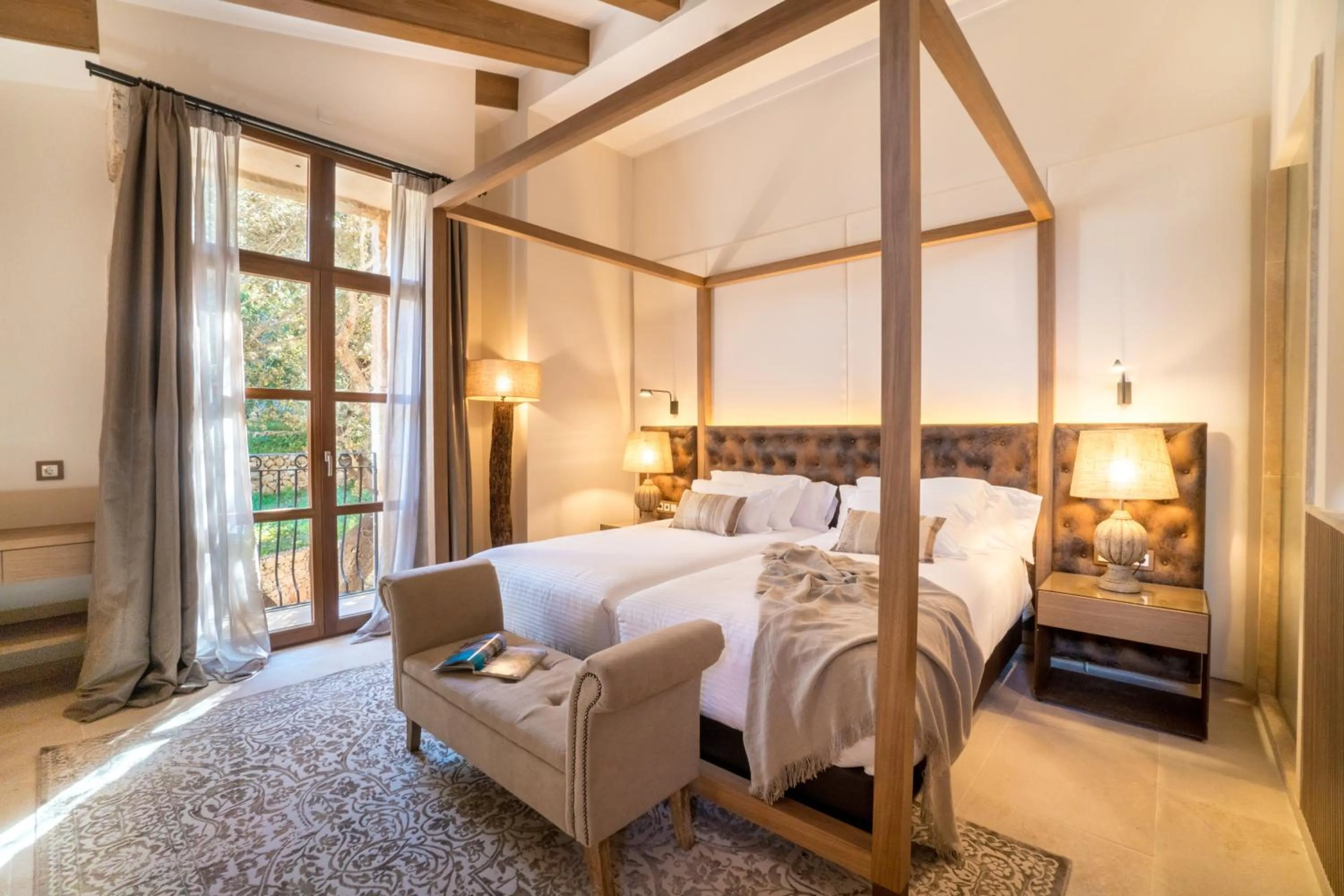 Bed in Hotel Creu de Tau Art&Spa-Adults only