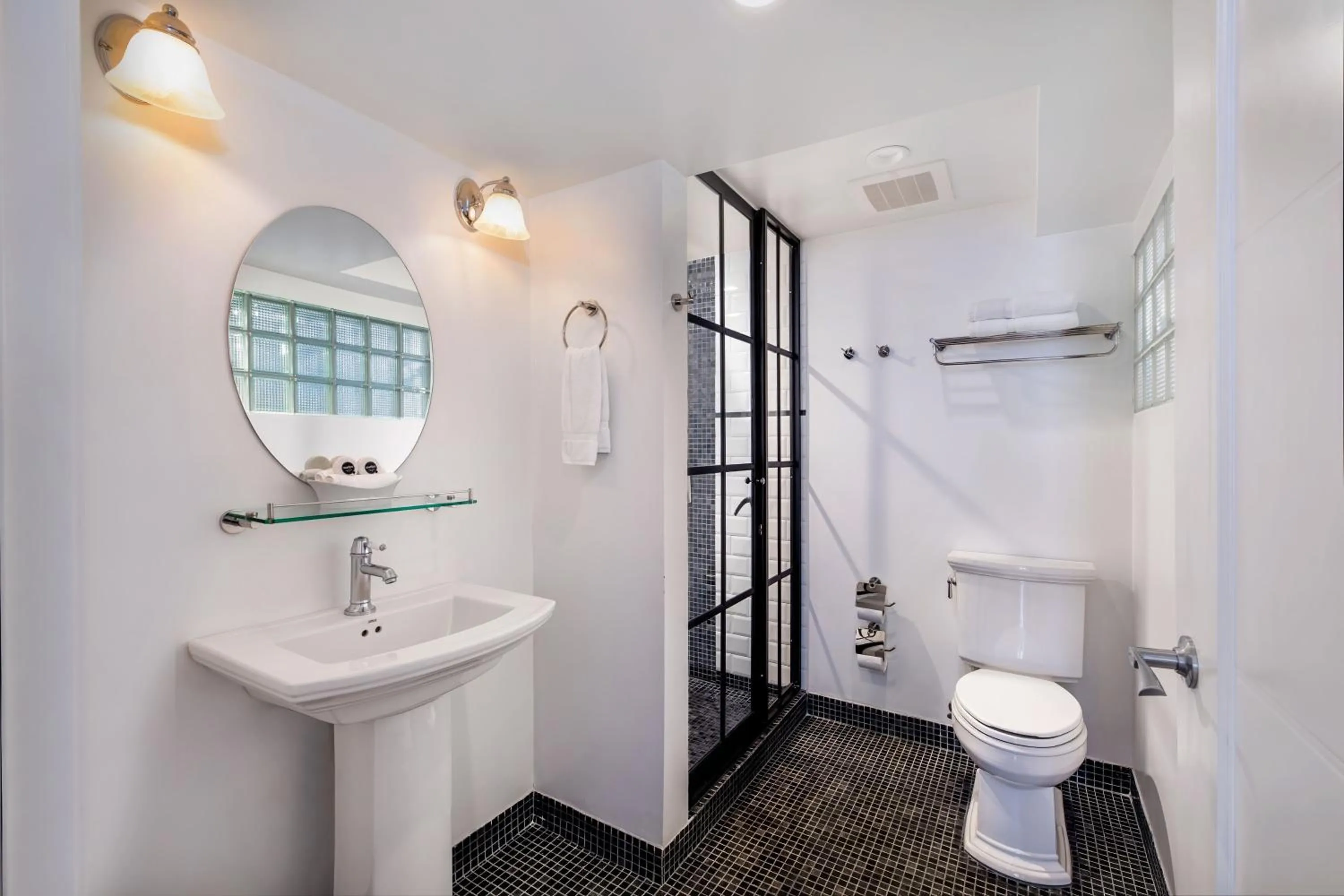 Bathroom in Hotel Presidente