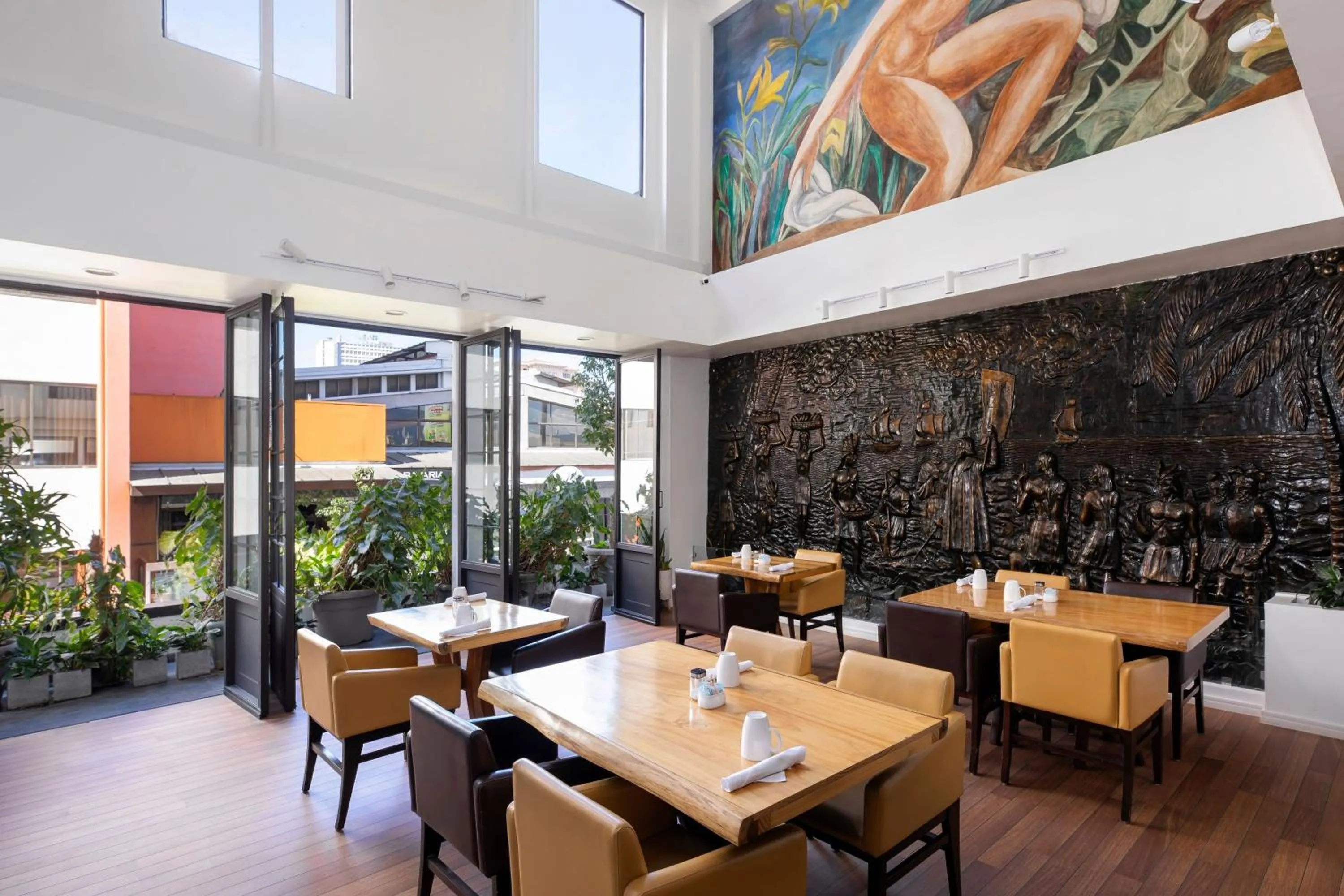 Restaurant/places to eat in Hotel Presidente