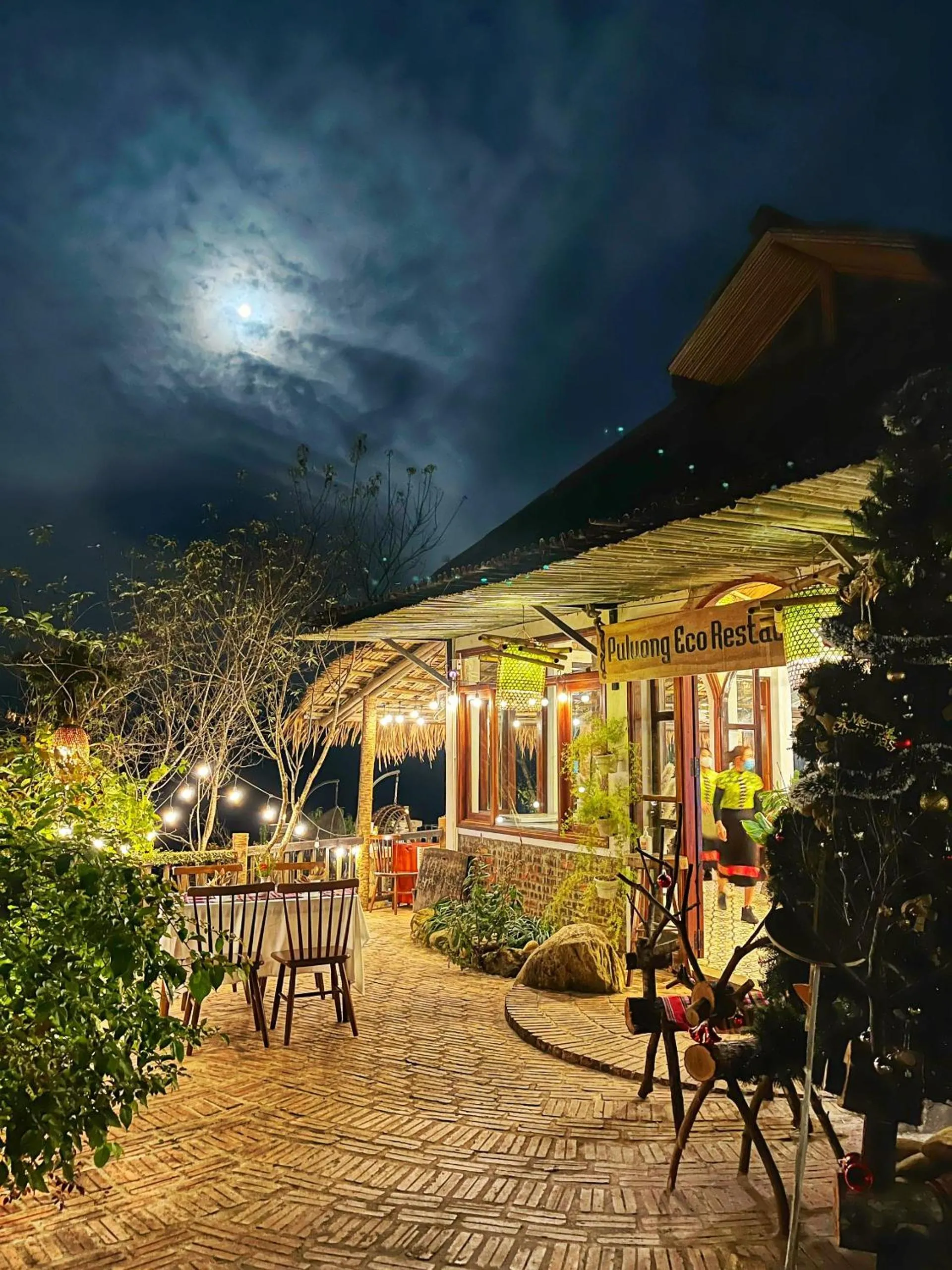 Restaurant/places to eat in Pu Luong Eco Garden