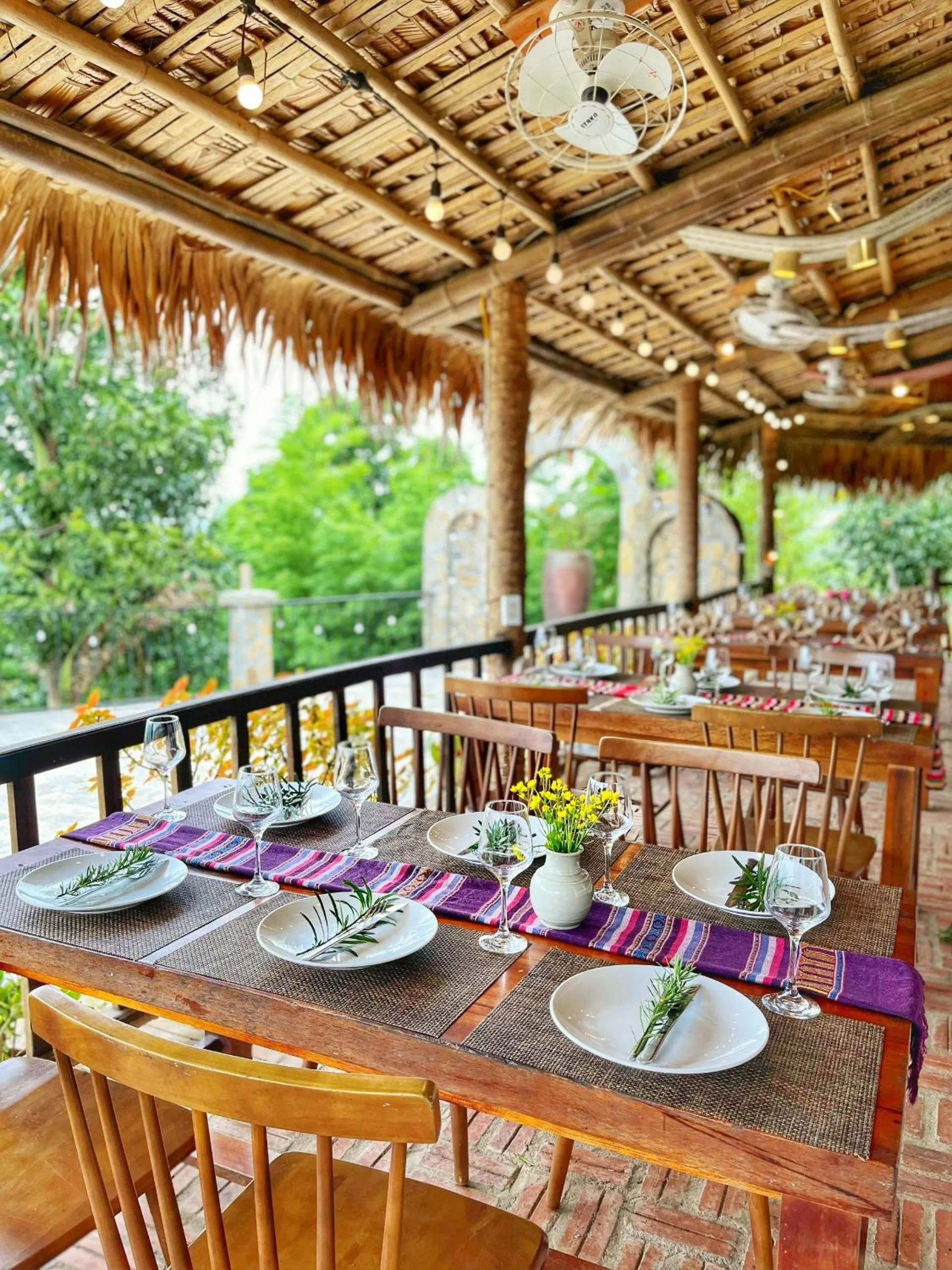 Restaurant/places to eat in Pu Luong Eco Garden