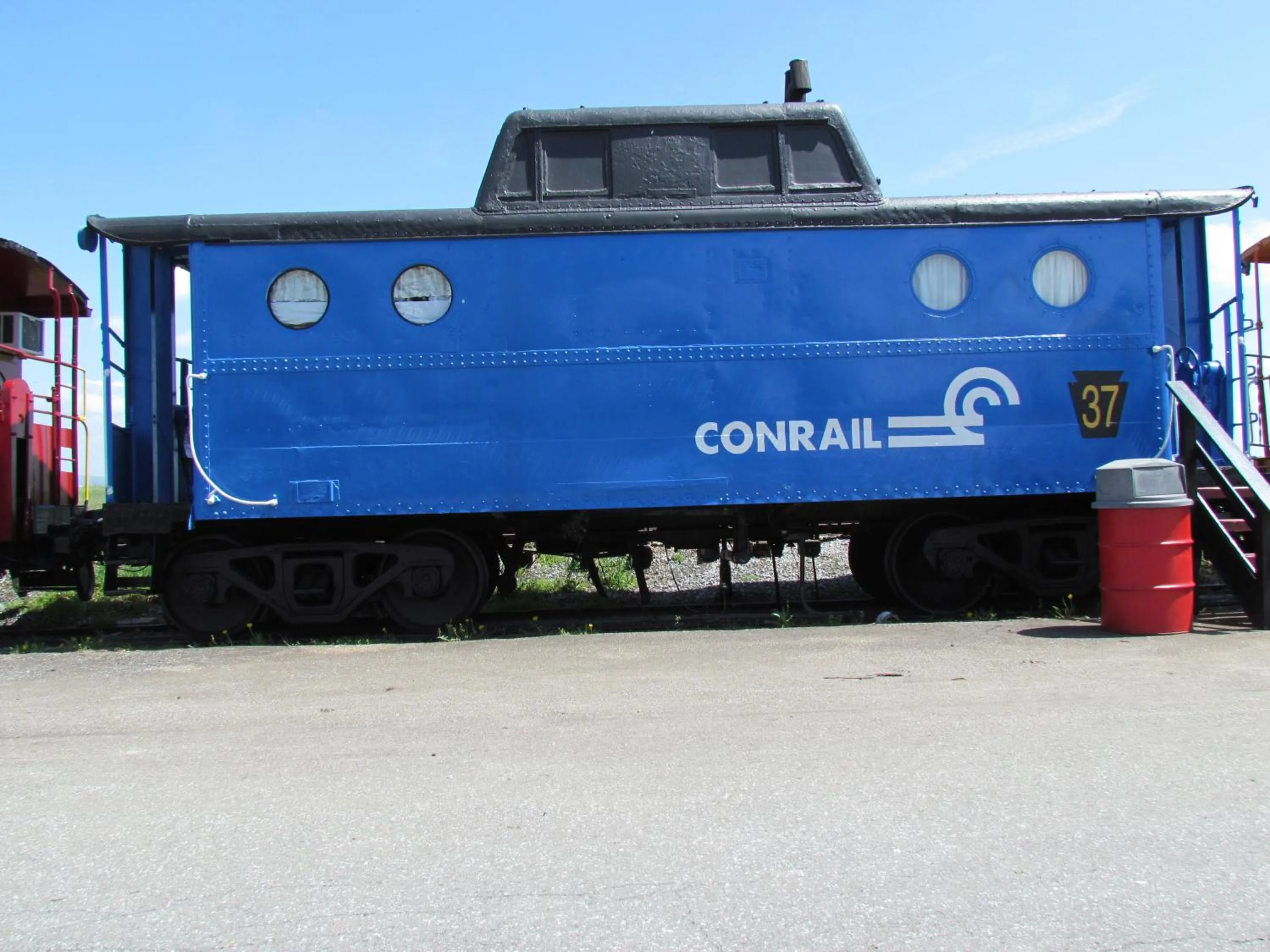 Facade/entrance in Red Caboose Motel & Restaurant
