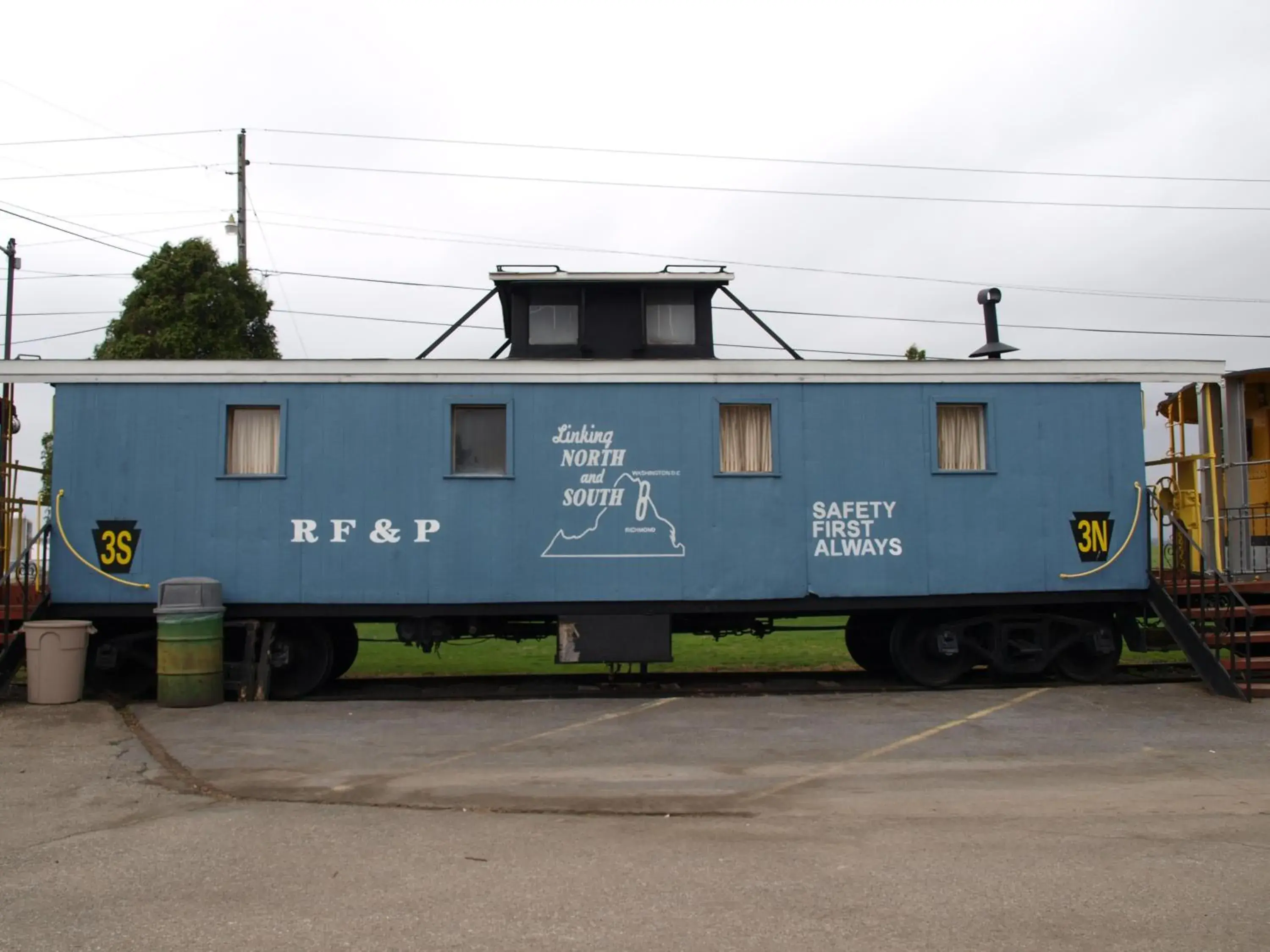 Property building in Red Caboose Motel & Restaurant Property building in Red Caboose Motel & Restaurant