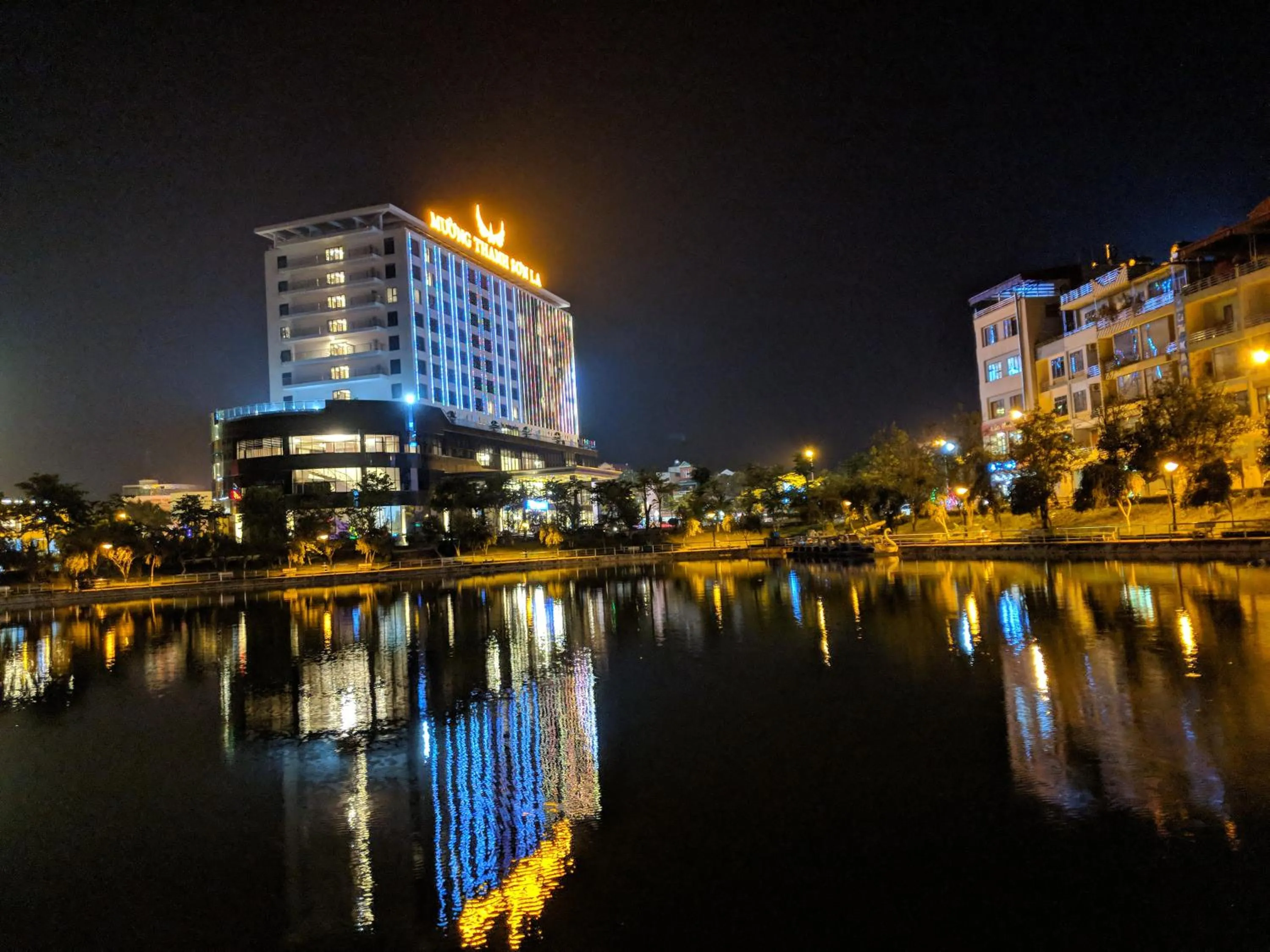 Lake view in Muong Thanh Luxury Son La