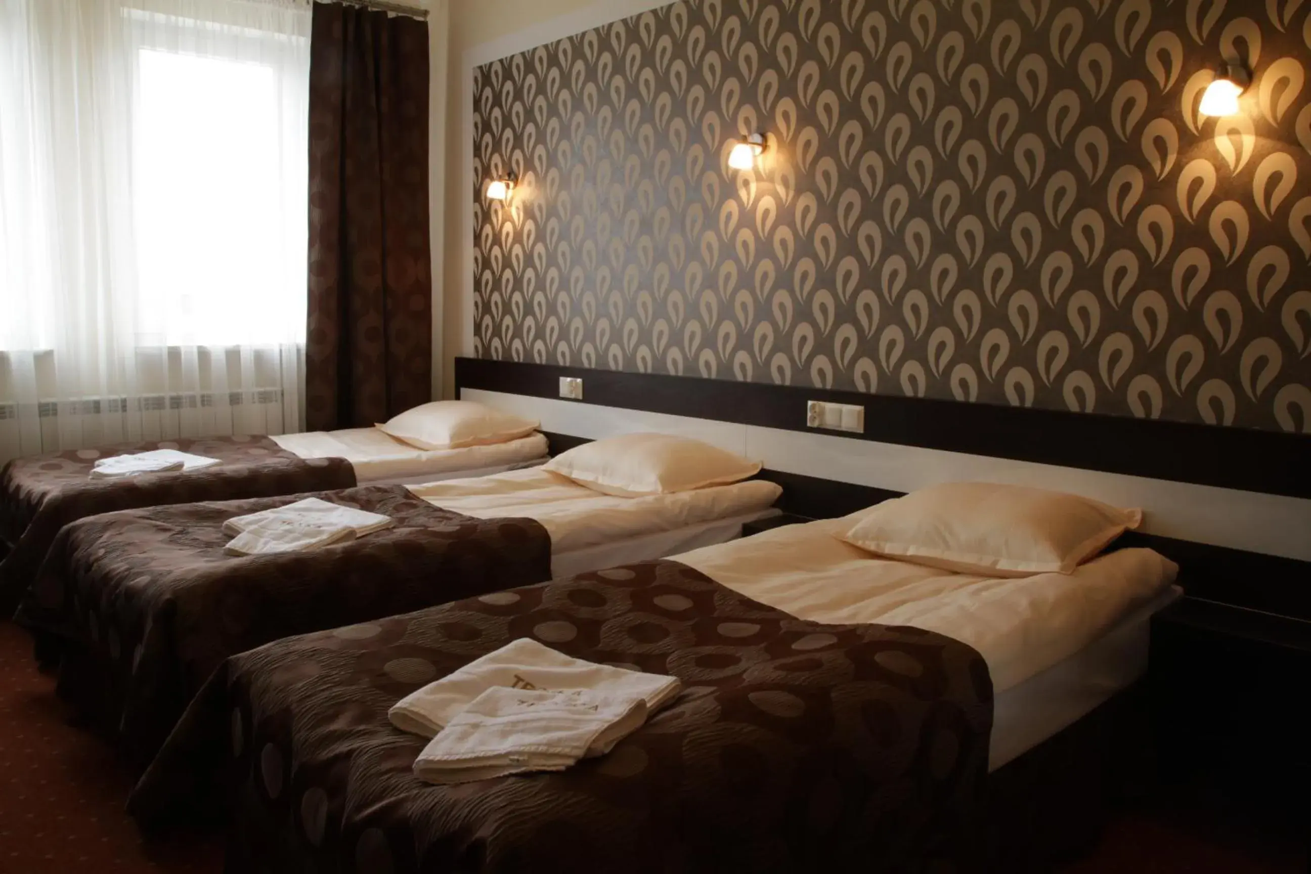 Comfort Triple Room in Hotel Trojka Comfort Triple Room in Hotel Trojka