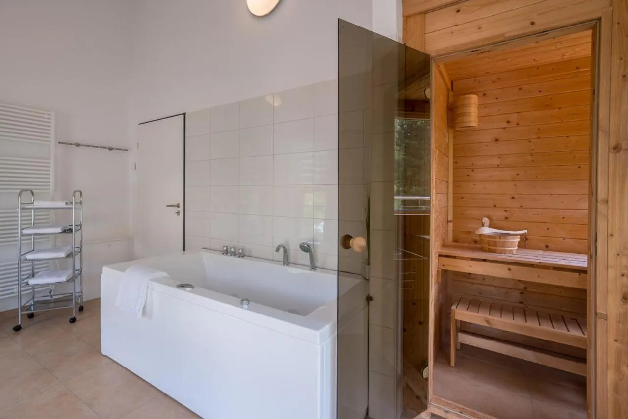 Bathroom, Bed in Ferienpark Rübezahl am Müggelsee