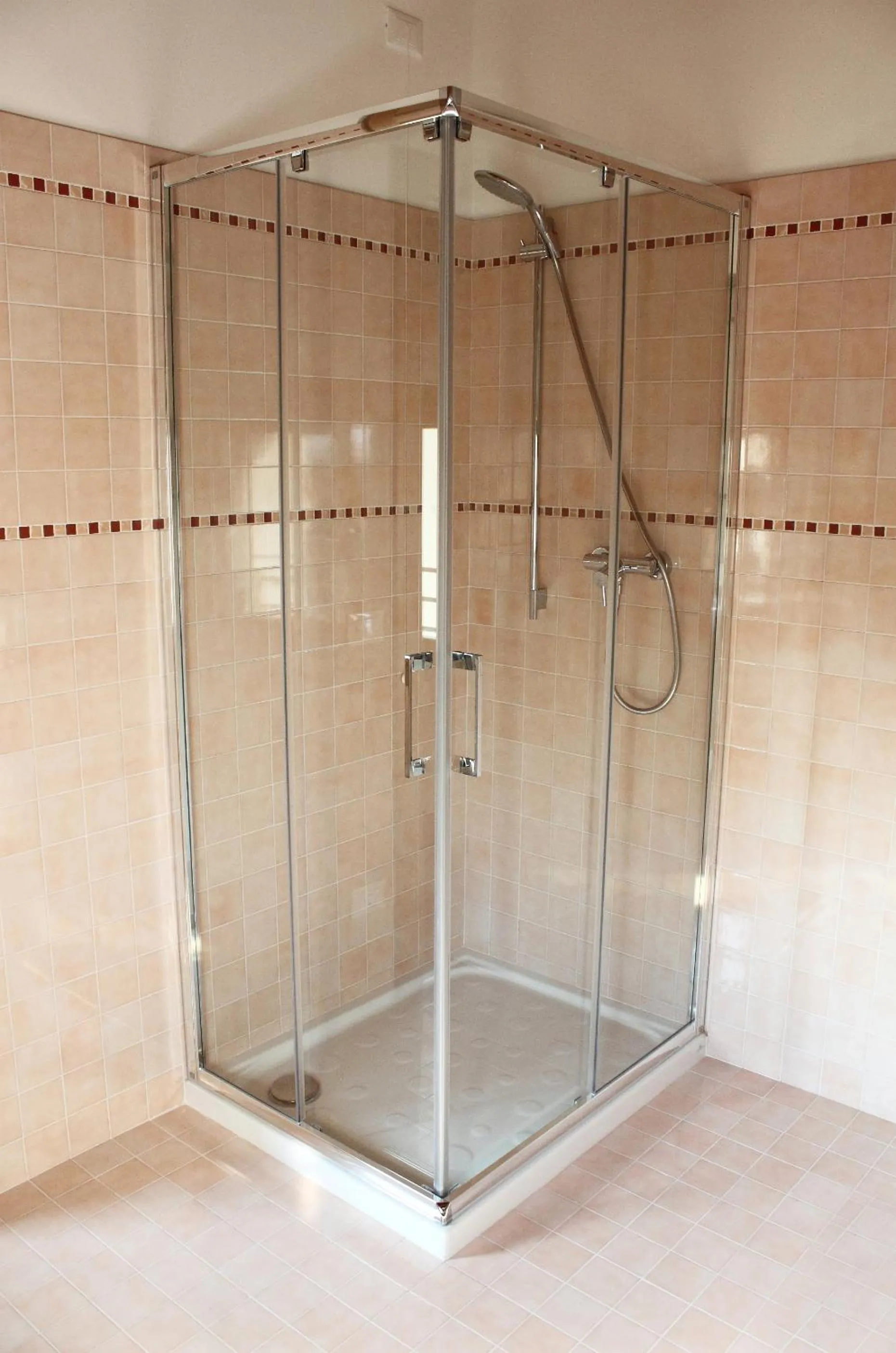 Shower in Caspineda Agriturismo