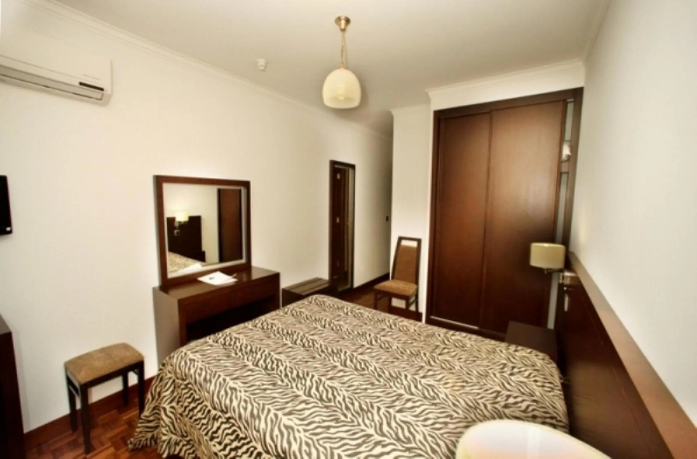 Bedroom, Bed in Hotel Rio Cávado