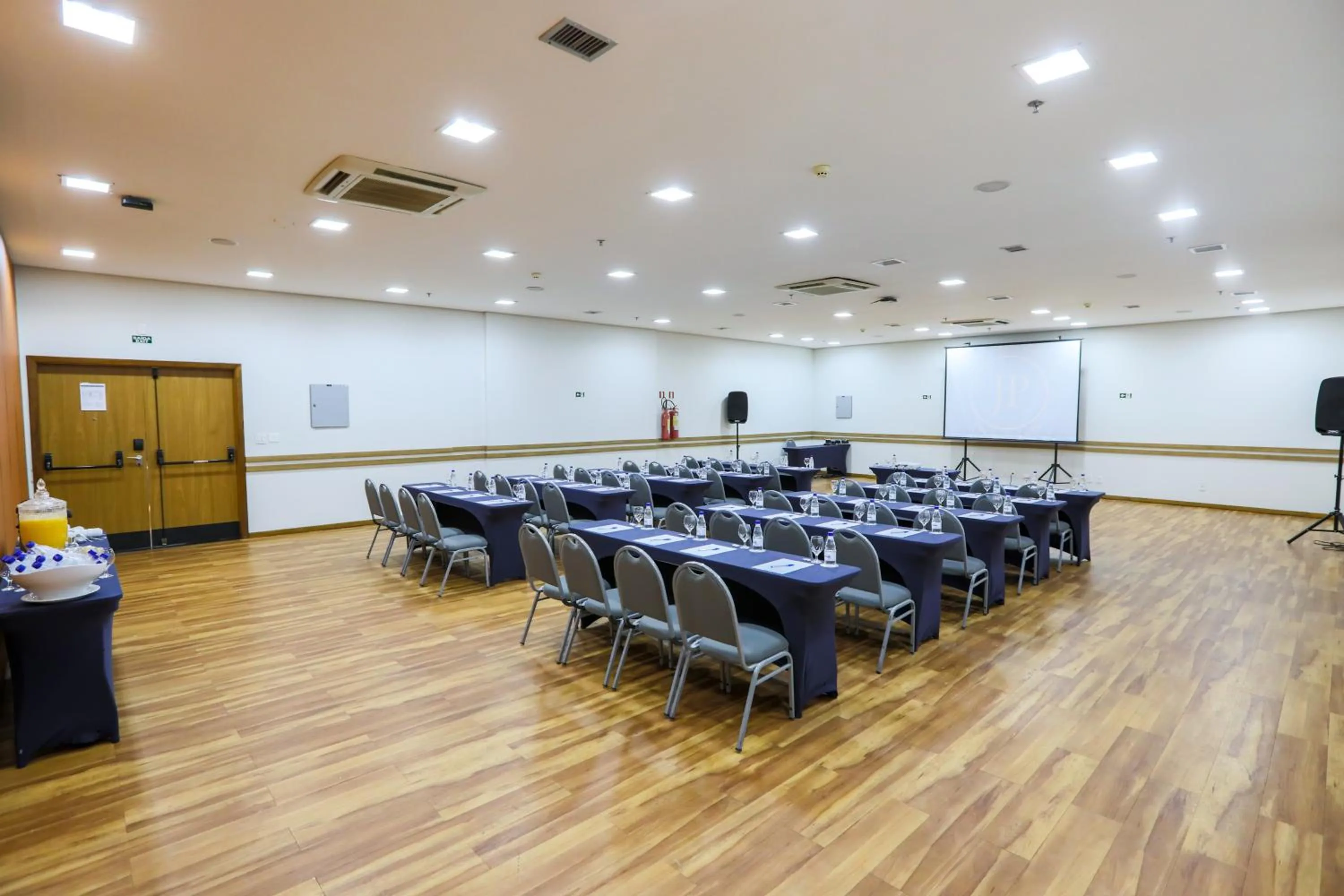 Business facilities in Radisson Hotel Belém